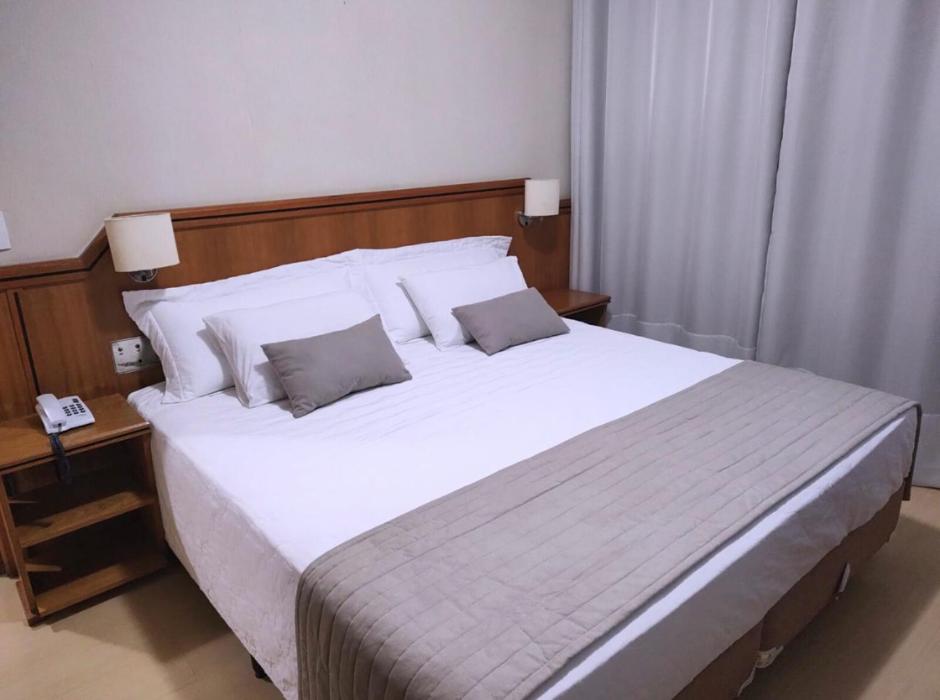 Deluxe Suite with Spa Bath
