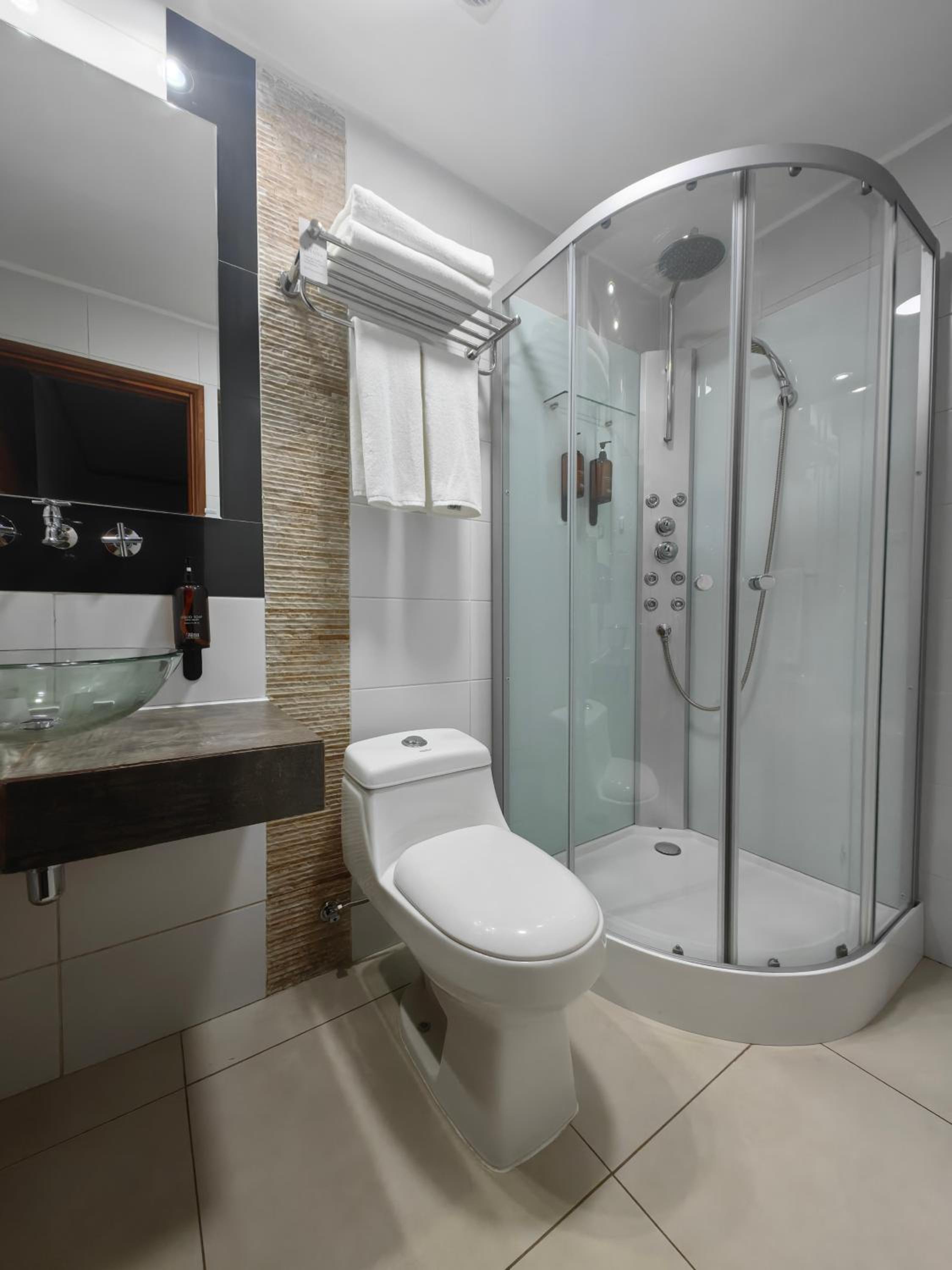 Standard Triple Room photo 2