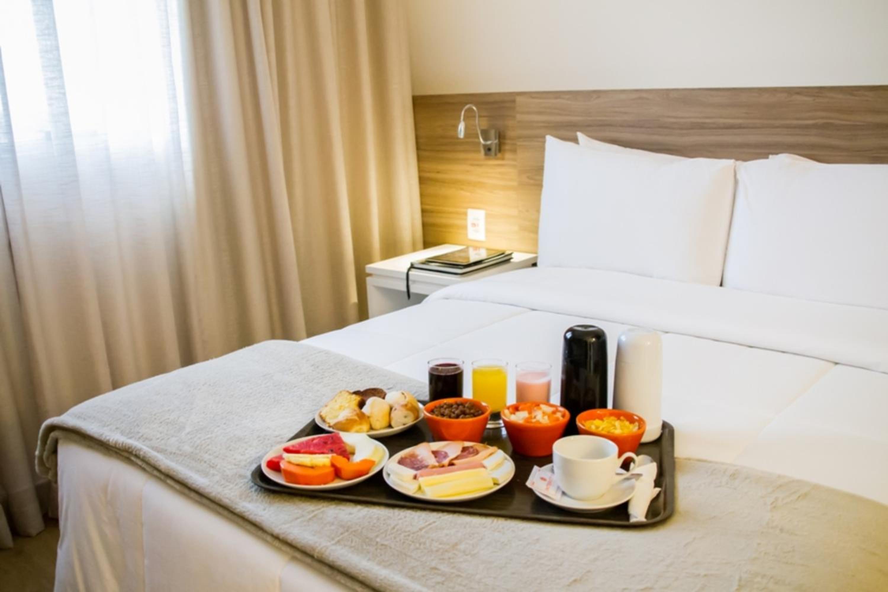 Standard Twin - 2 Single Beds photo 1
