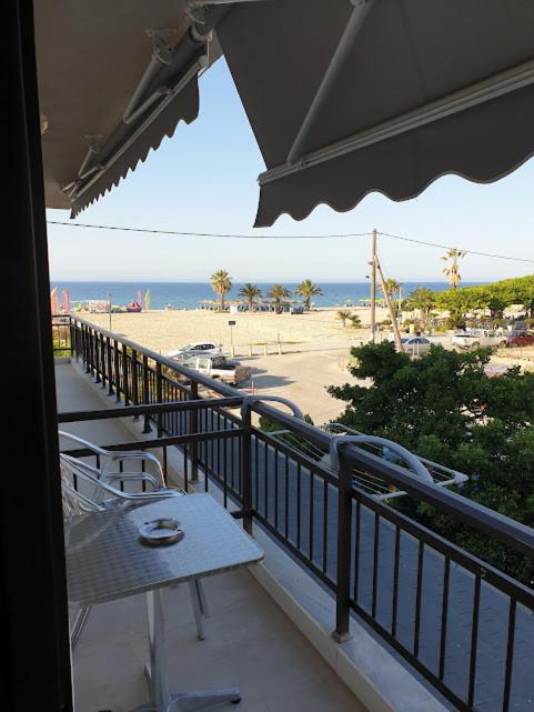 Double or Twin Room with Side Sea View