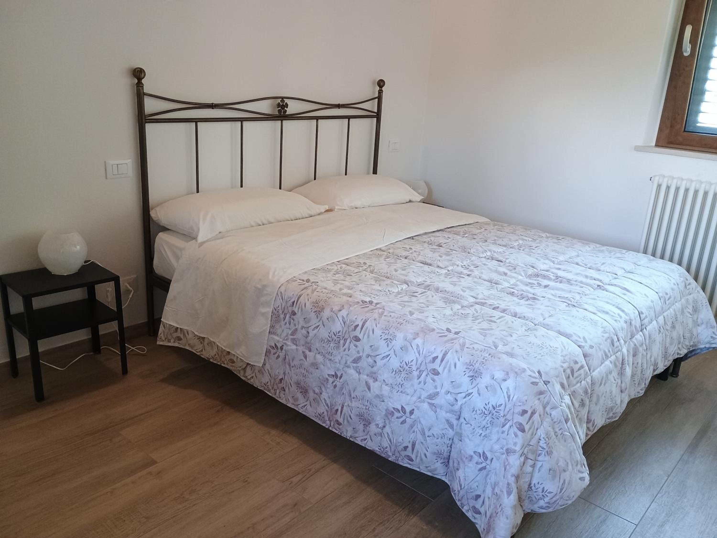 Double Room With Shared Bathroom photo 3