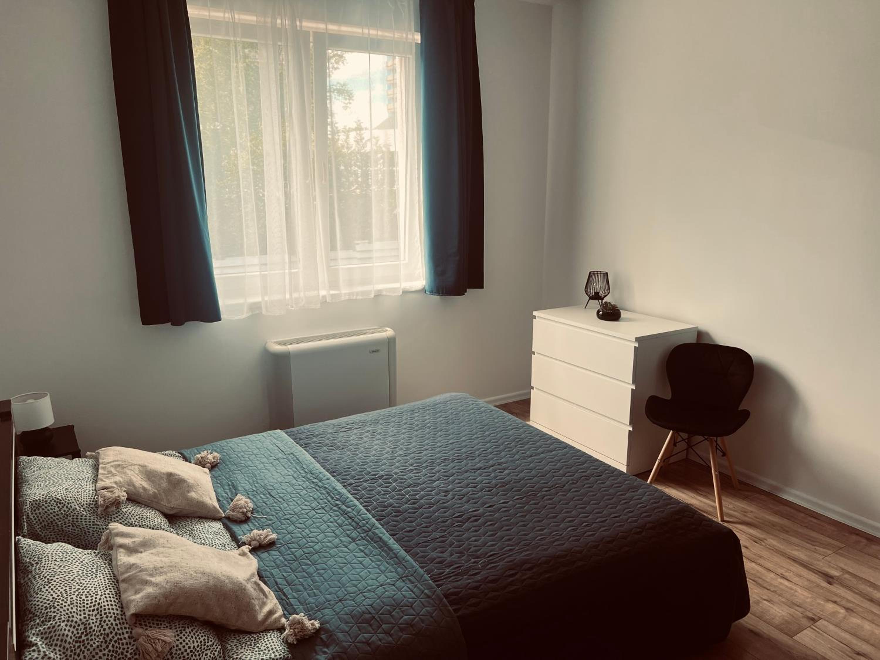 One-Bedroom Premium Apartment - Photo 3
