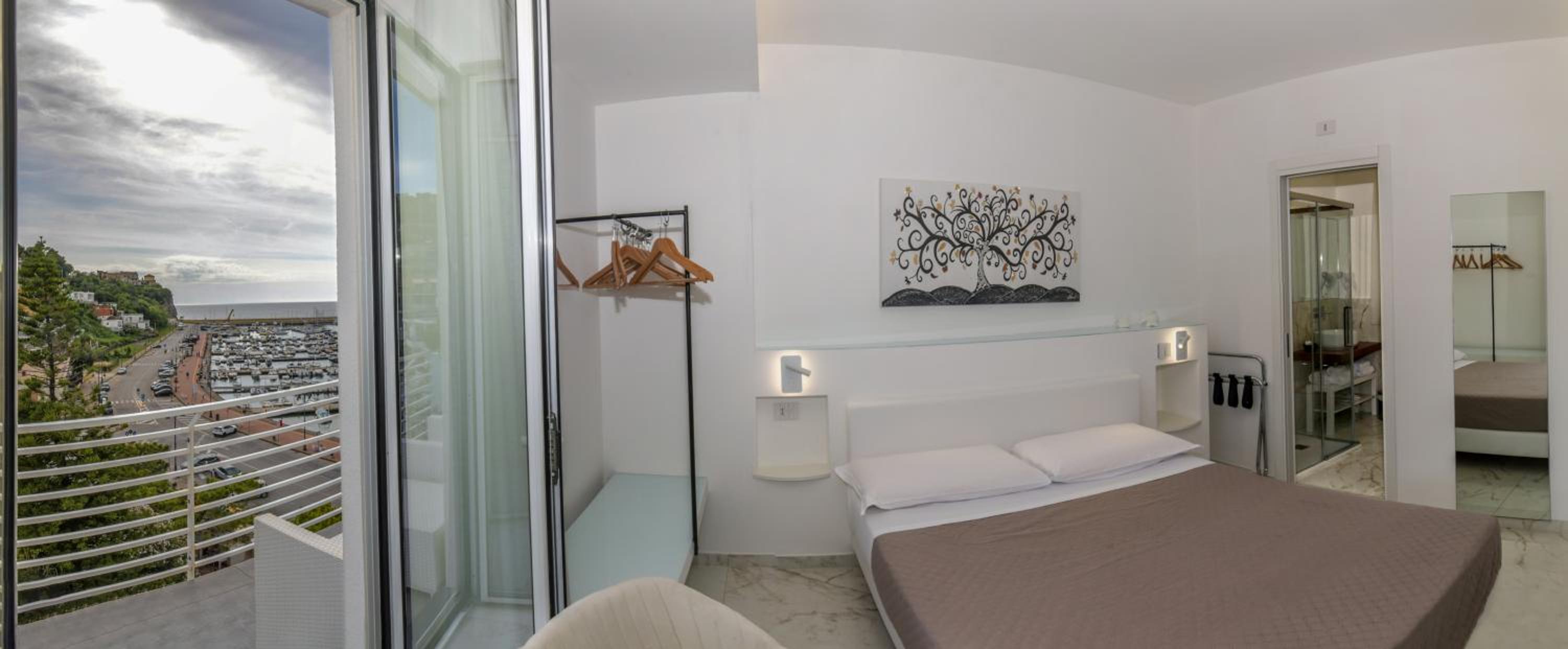 Double Room with Balcony photo 2