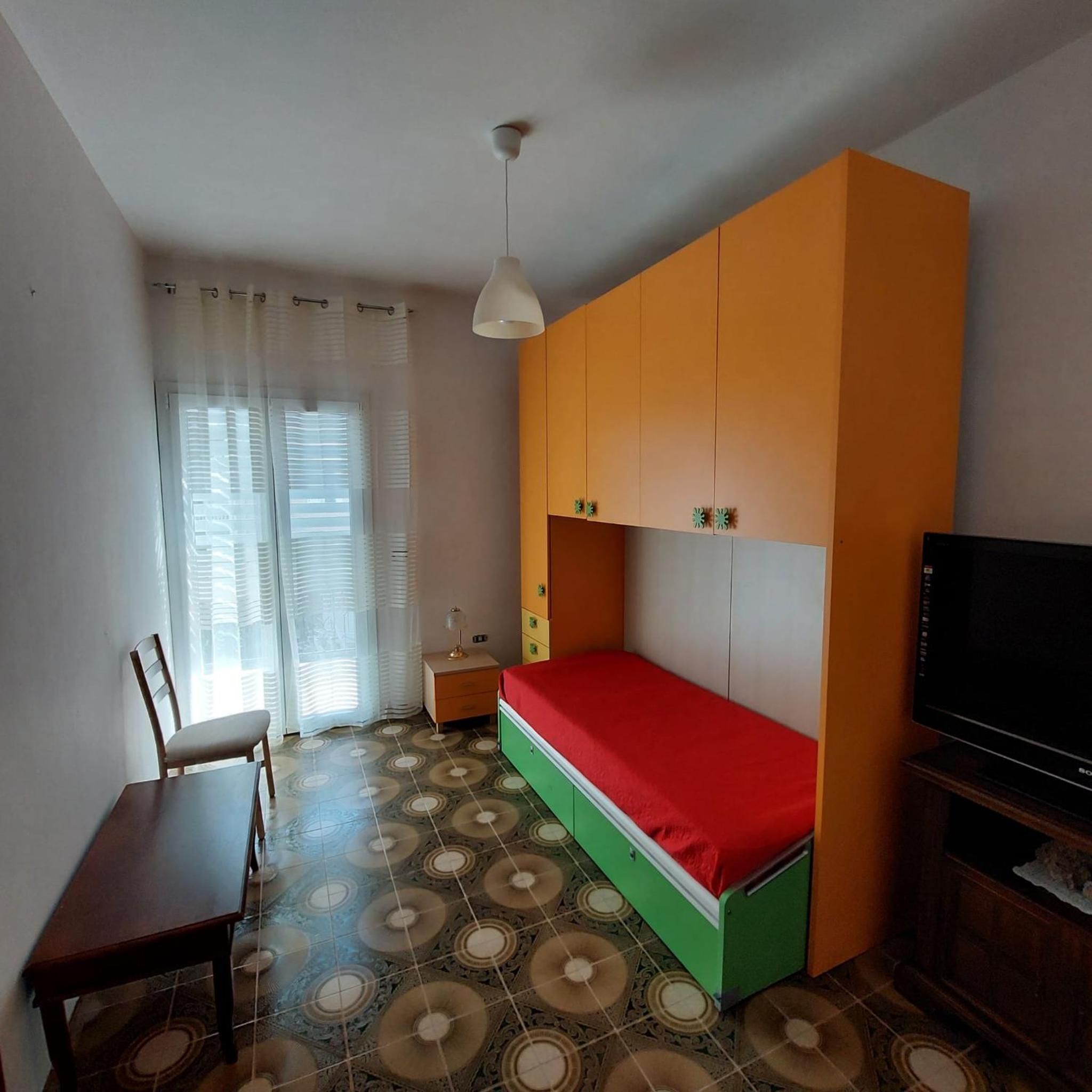 Three-Bedroom Apartment with View photo 3