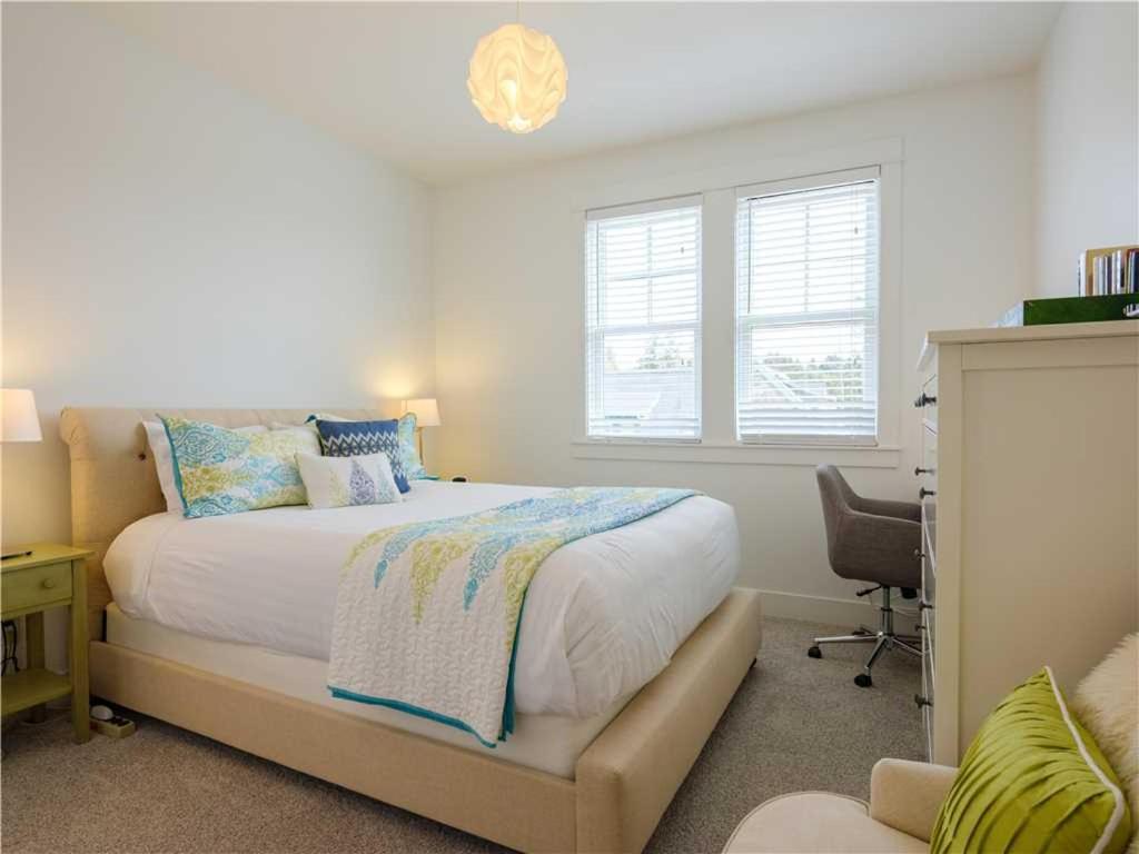 Three-Bedroom Home photo 2