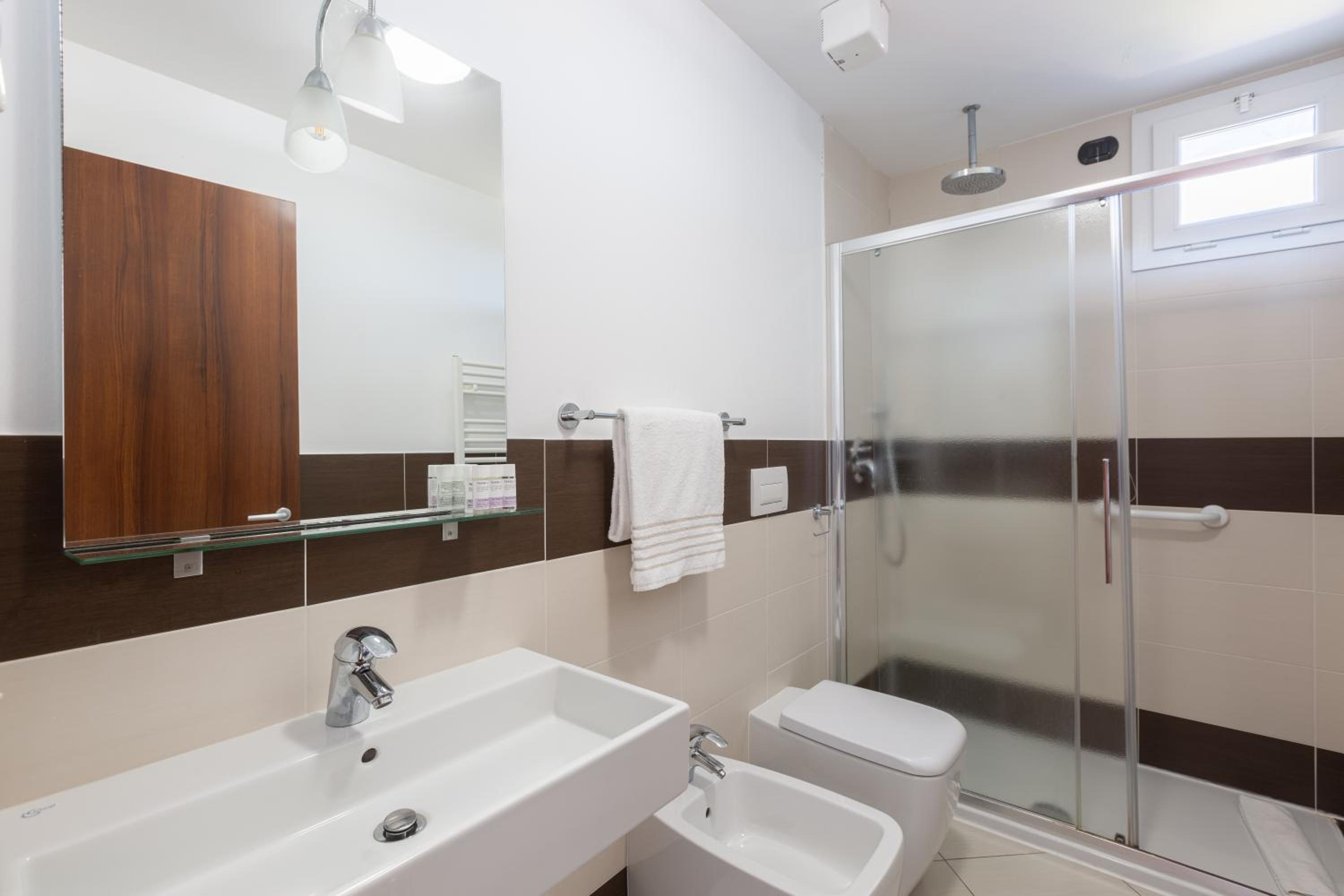 Standard Single Room photo 2