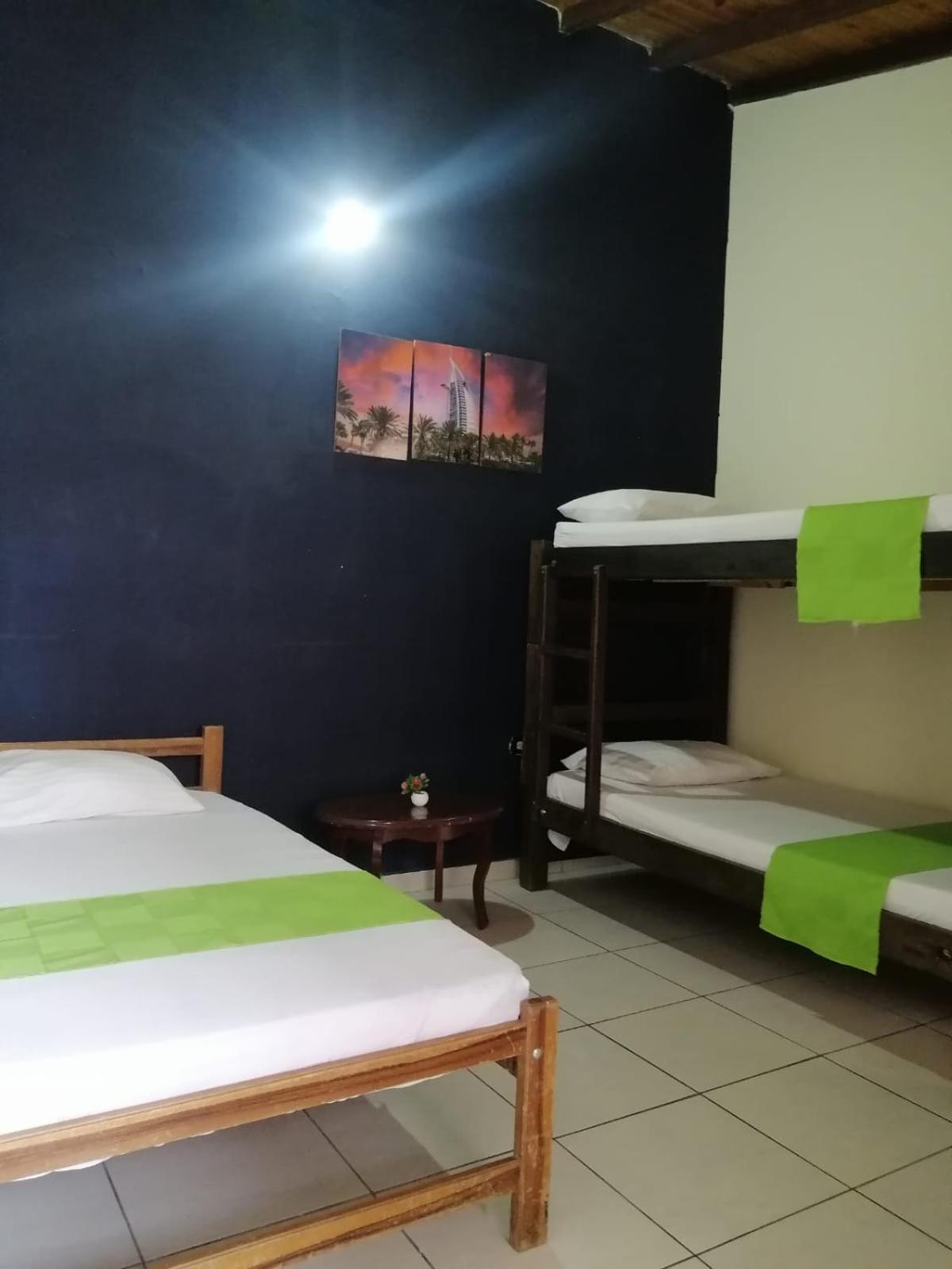 Basic Triple Room photo 1