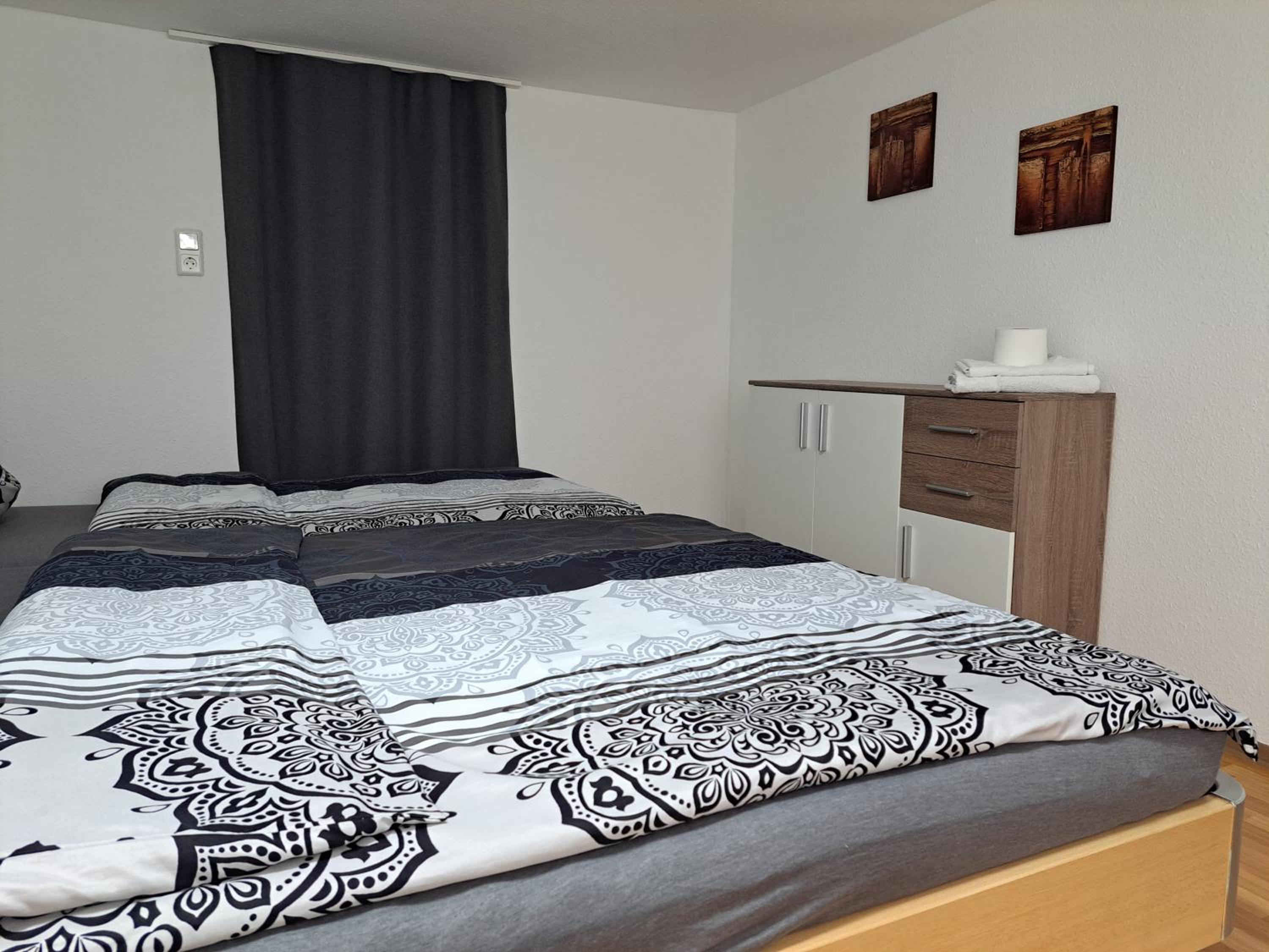 Double or Twin Room with Shared Bathroom photo 3