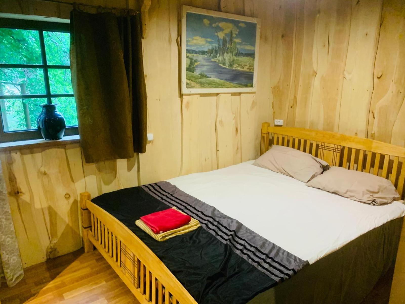 One-Bedroom House photo 1
