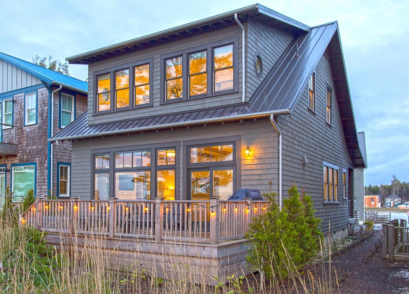 Four-Bedroom House photo 2
