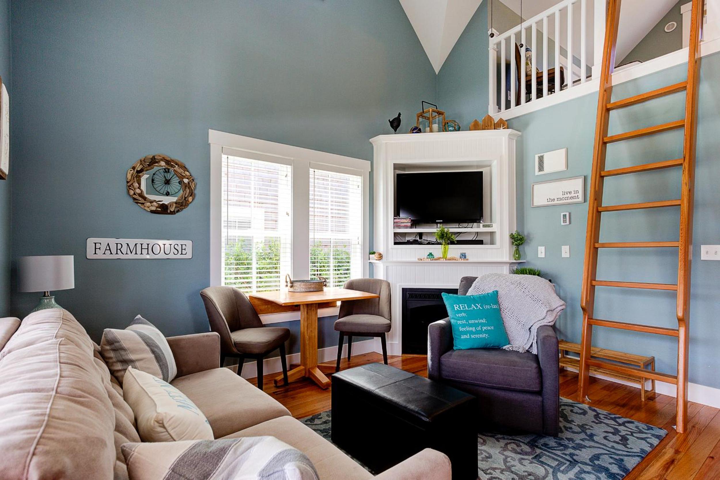 Two-Bedroom House photo 3