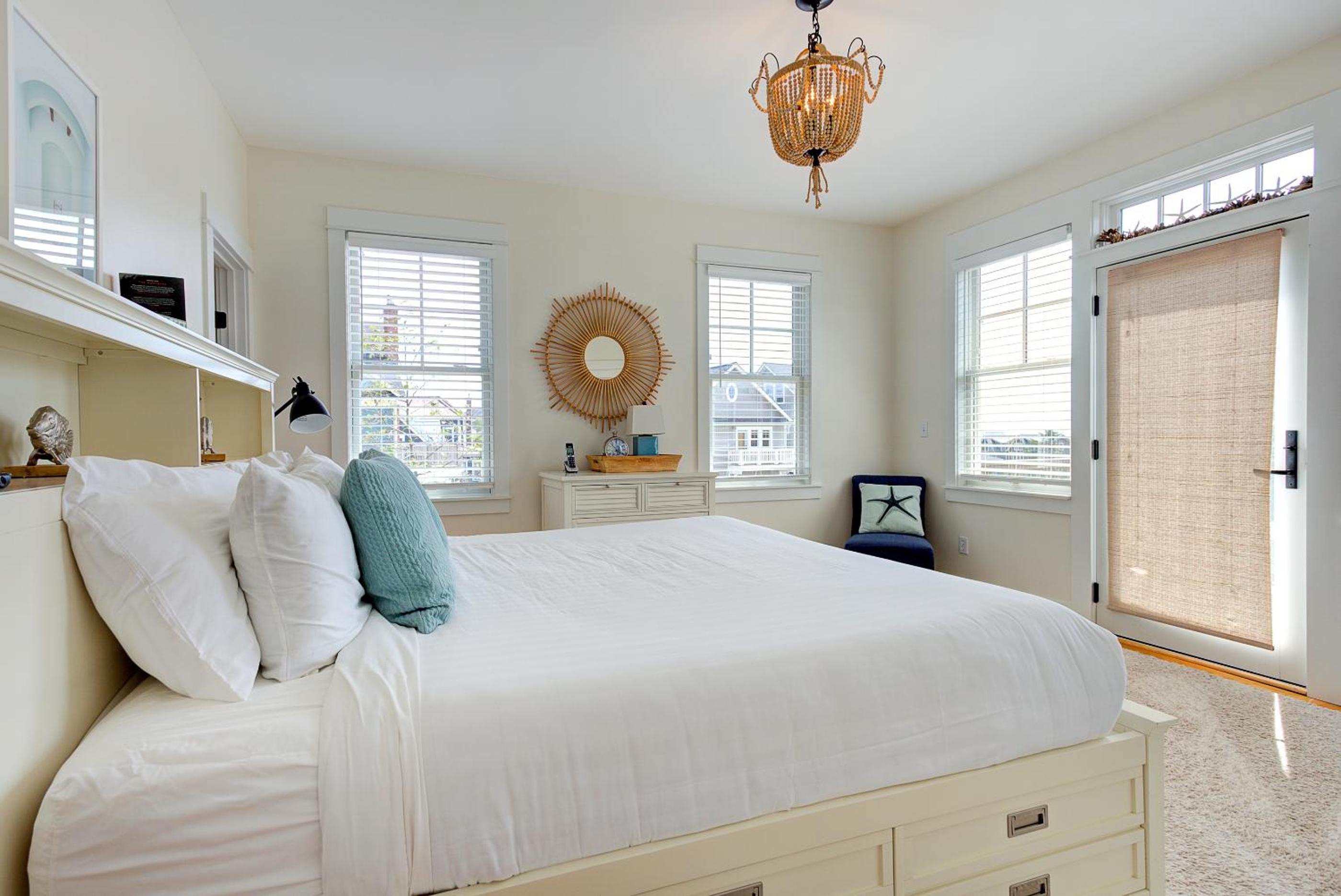 Four-Bedroom House photo 1