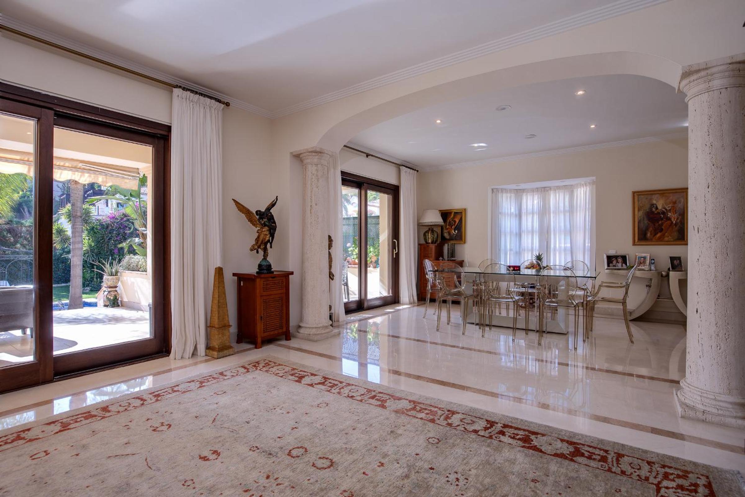 Villa con piscina privada