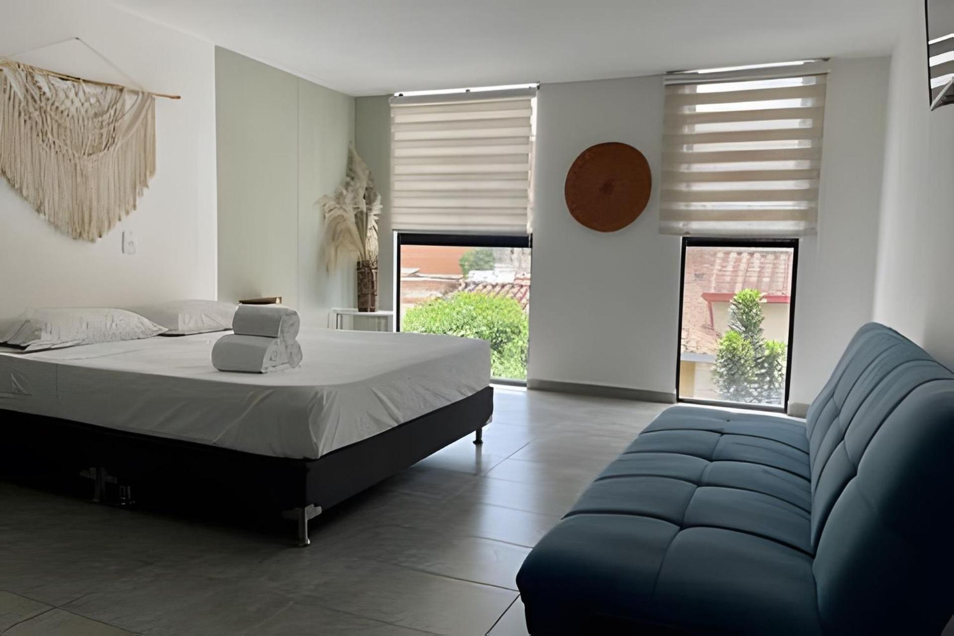 One-Bedroom Apartment - Non-Smoking