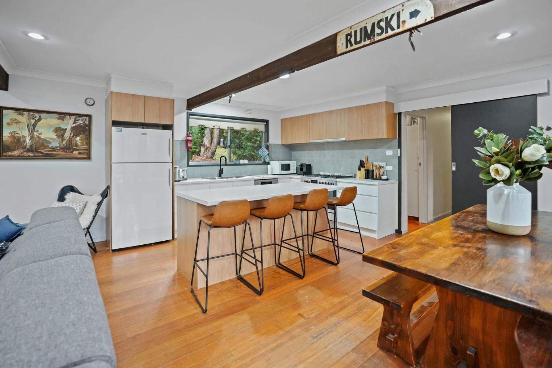 Three-Bedroom House photo 2