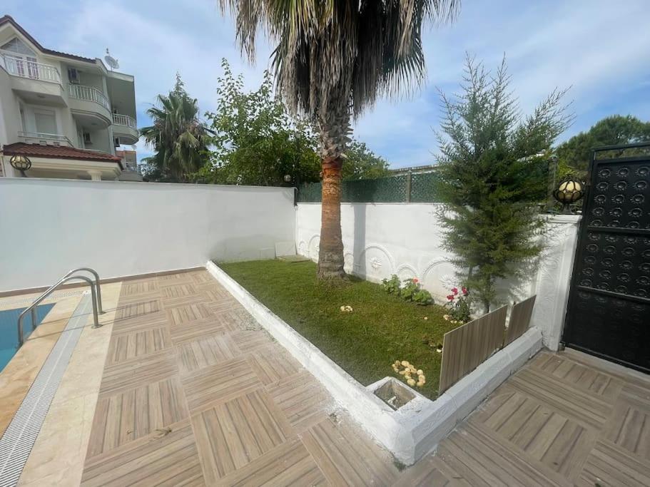 Three-Bedroom Villa photo 3