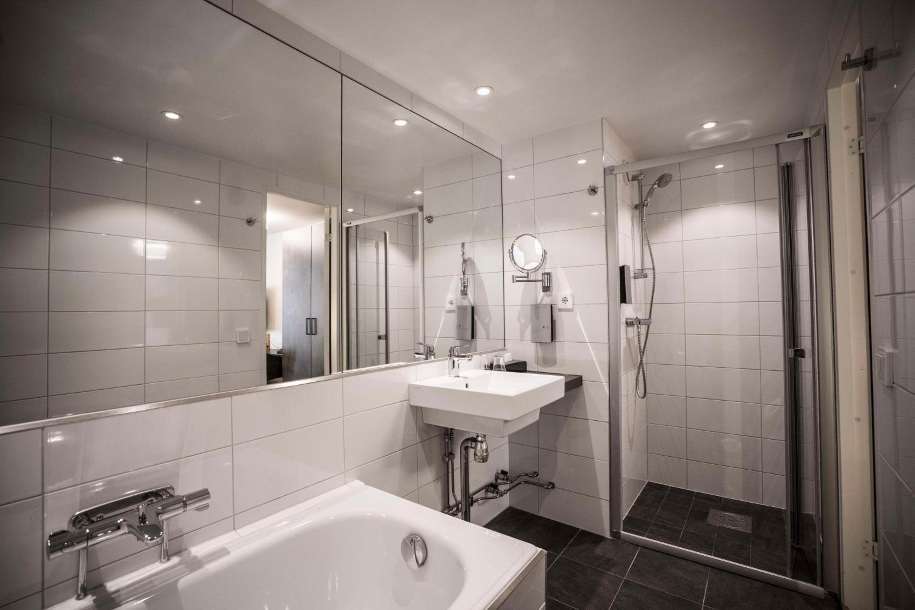 Superior Twin Room - Photo 3