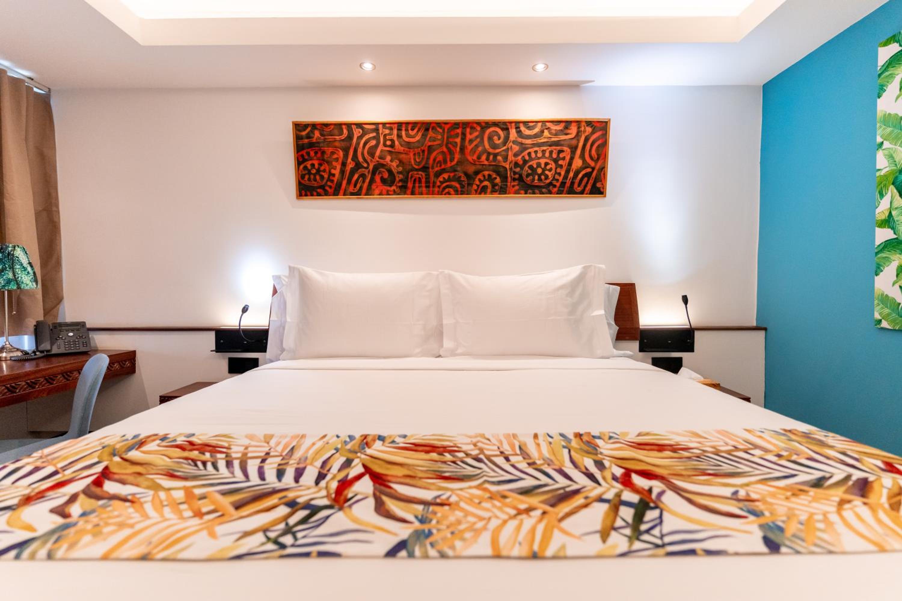 Standard King Room photo 2