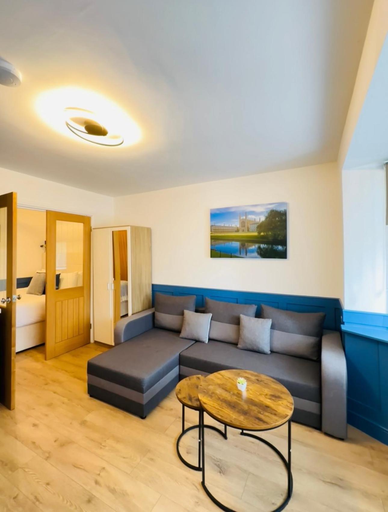 One-Bedroom Suite photo 1