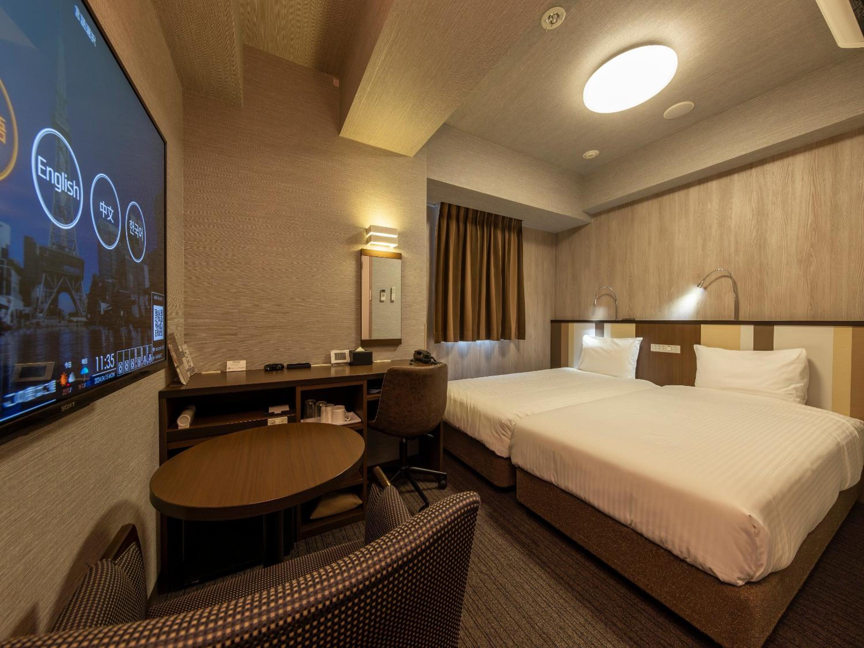 Hollywood Twin Room - Non-Smoking - Single Use photo 1