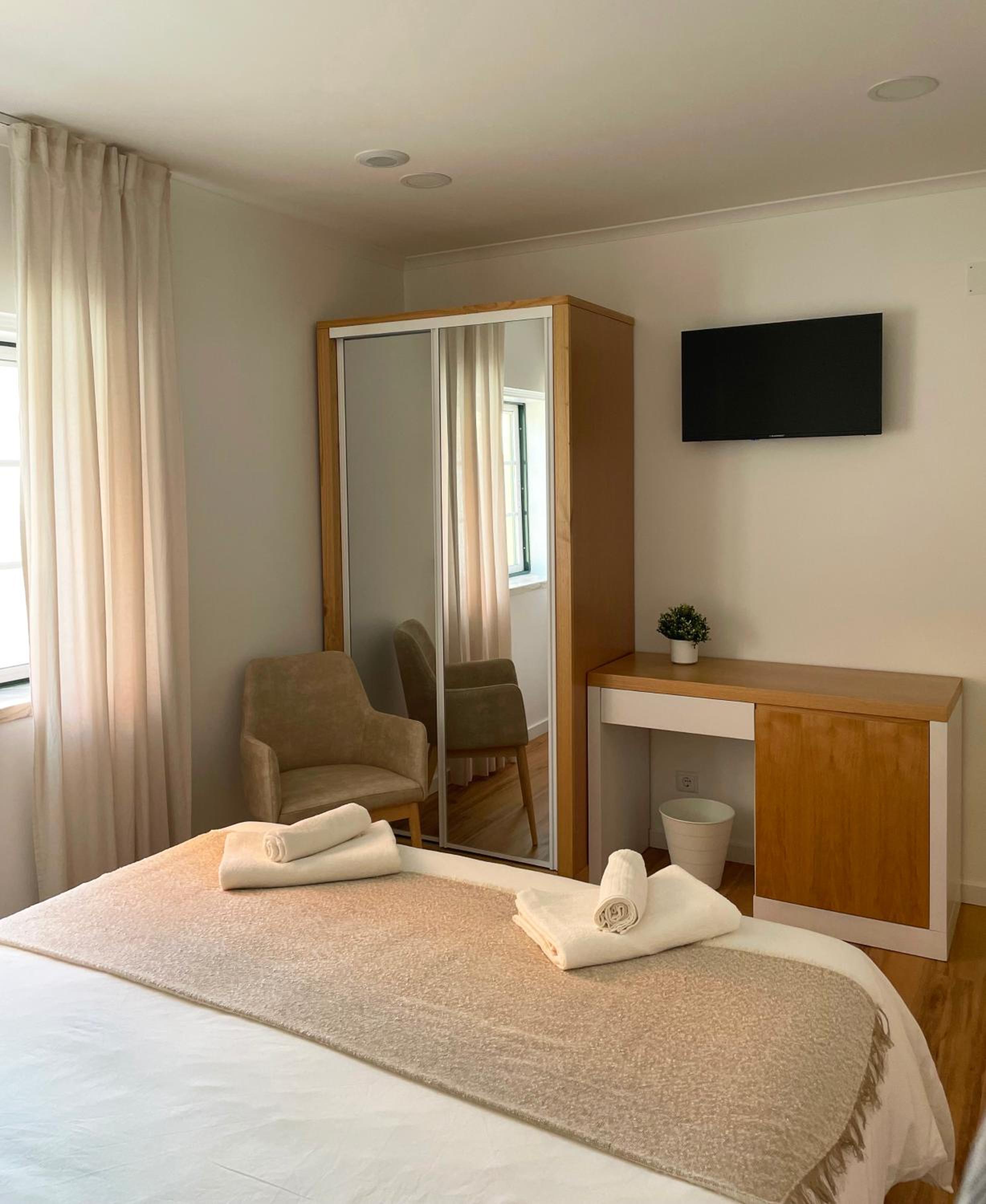 Double Room with Private Bathroom photo 2