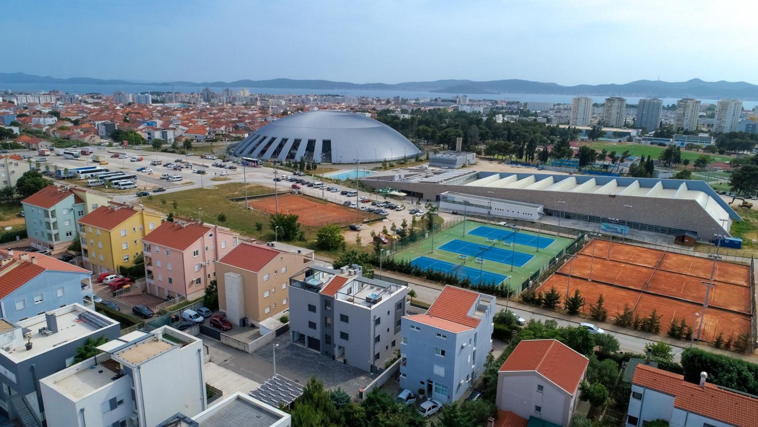 Premium Two Bedroom Apartment with City View First Floor photo 2