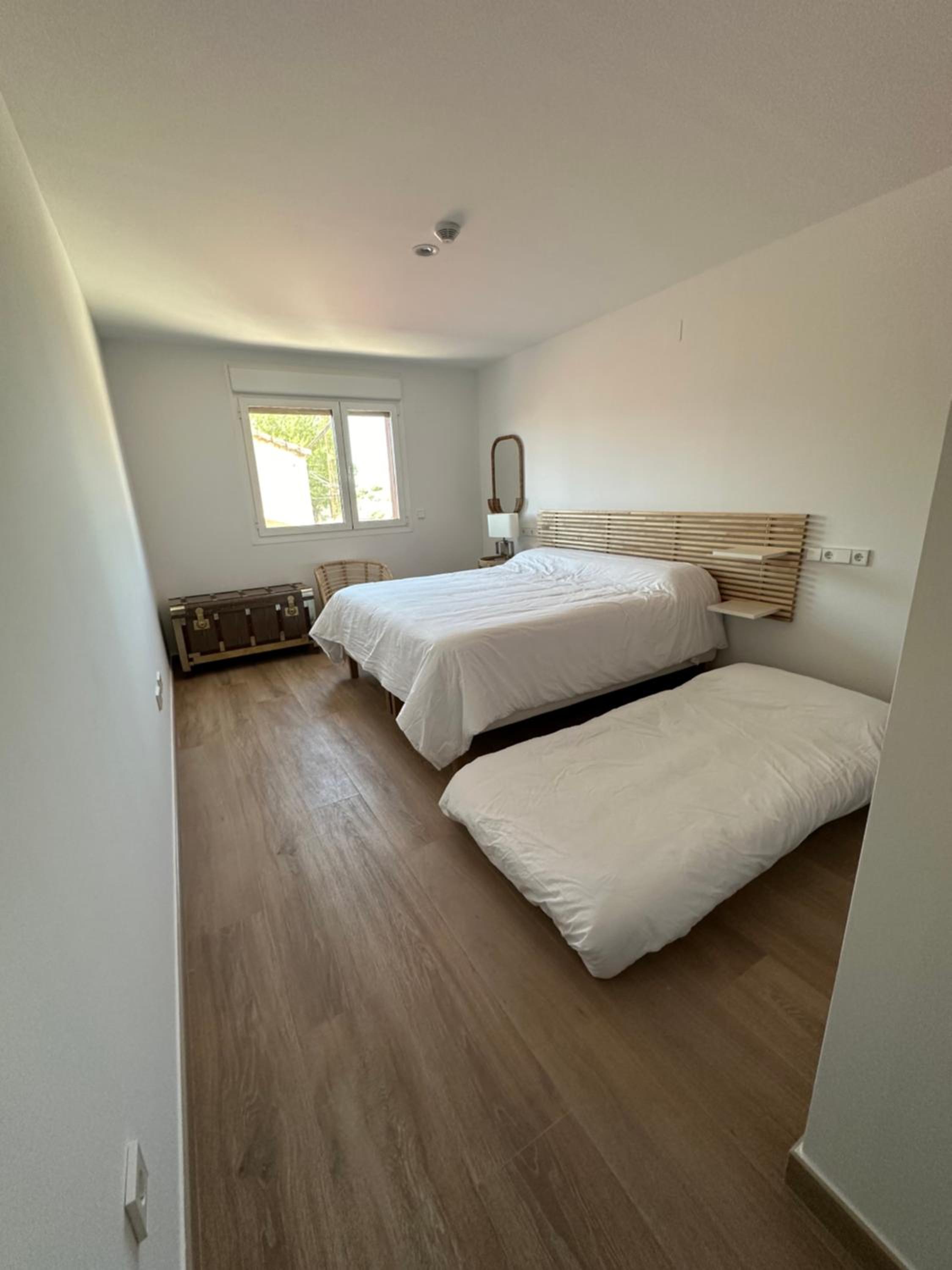 Deluxe Double Room with Extra Bed photo 2