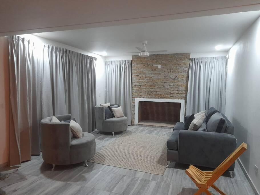 Four-Bedroom House photo 2