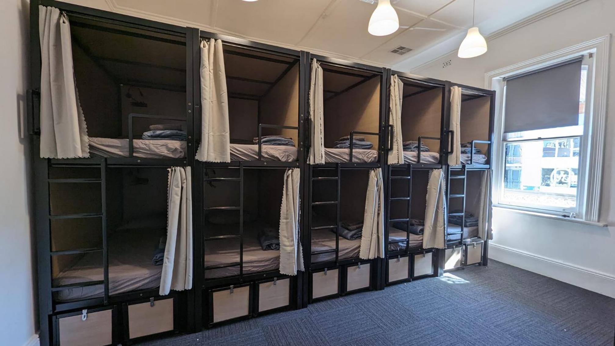 Single Bed in Mixed Dormitory Room photo 1