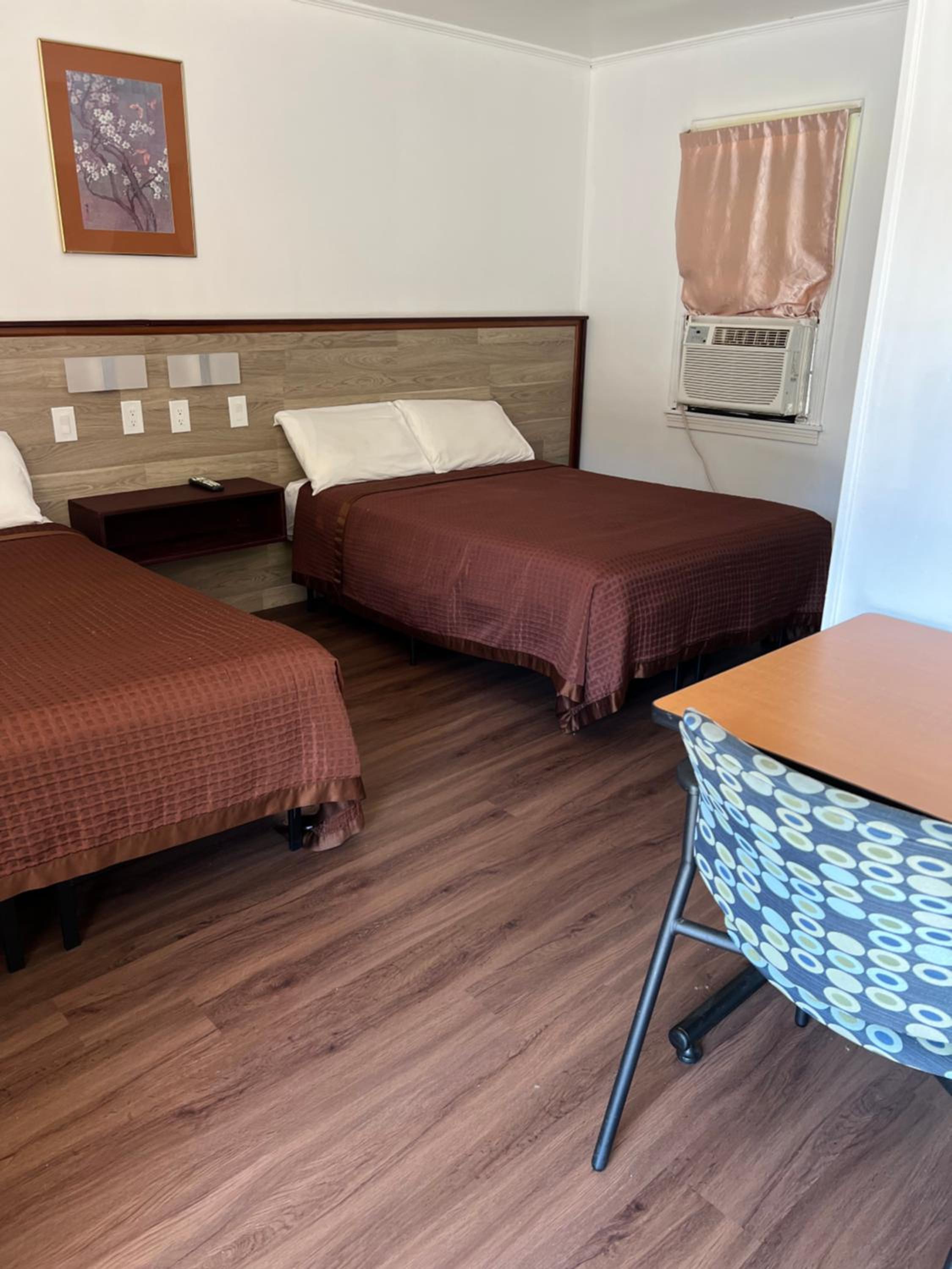 Double Room with Two Double Beds photo 1