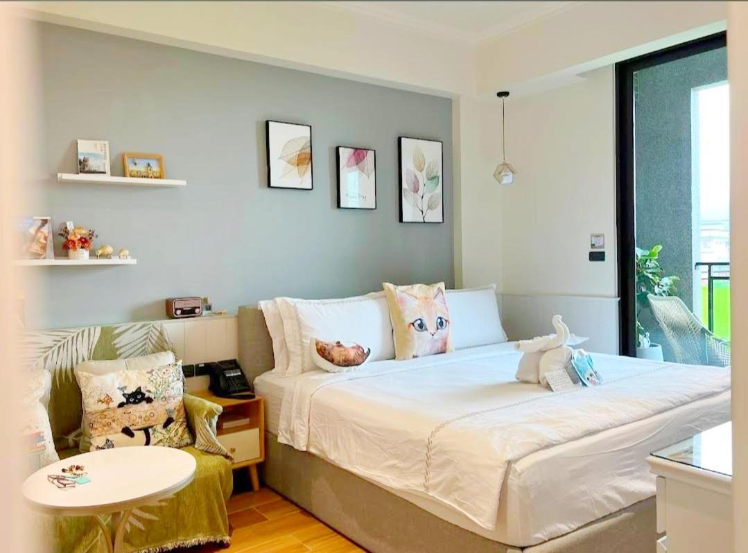 Queen Room with Spa Bath