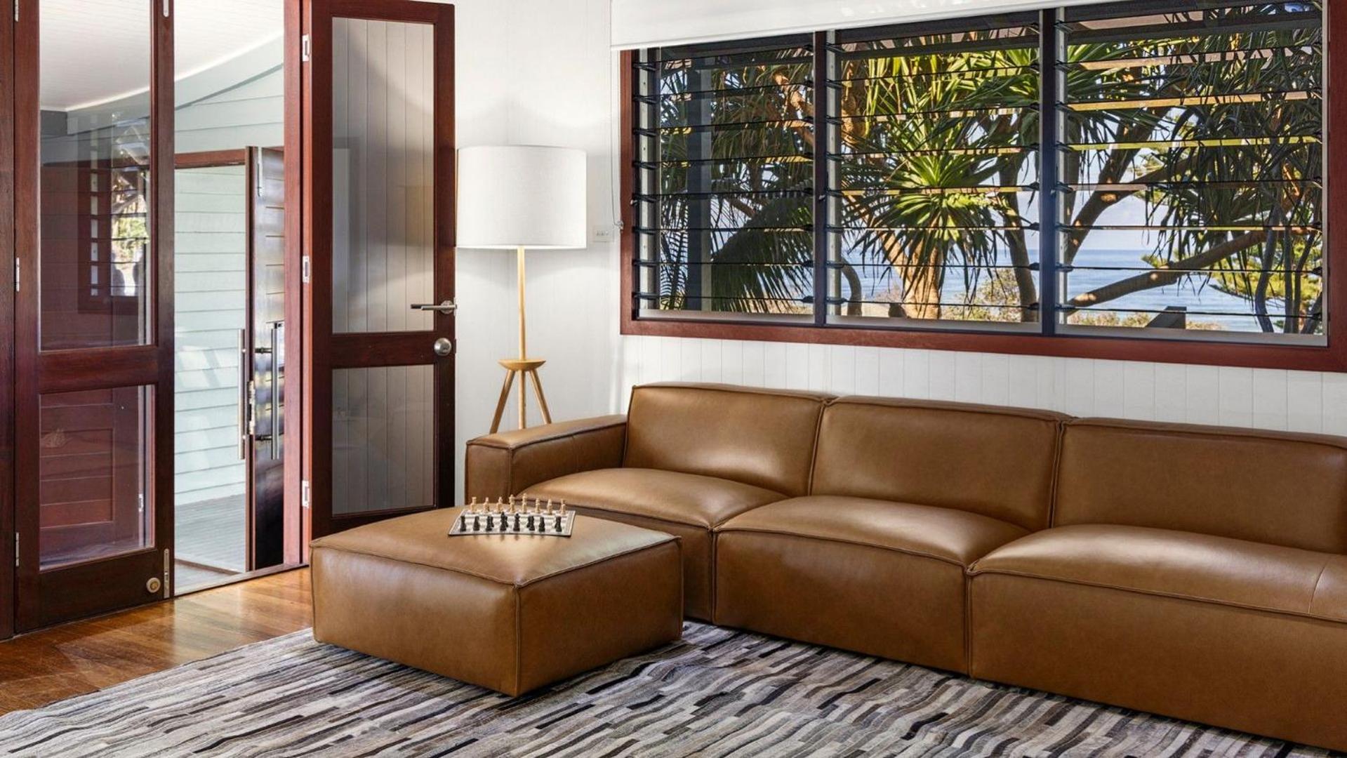 Four-Bedroom House photo 1