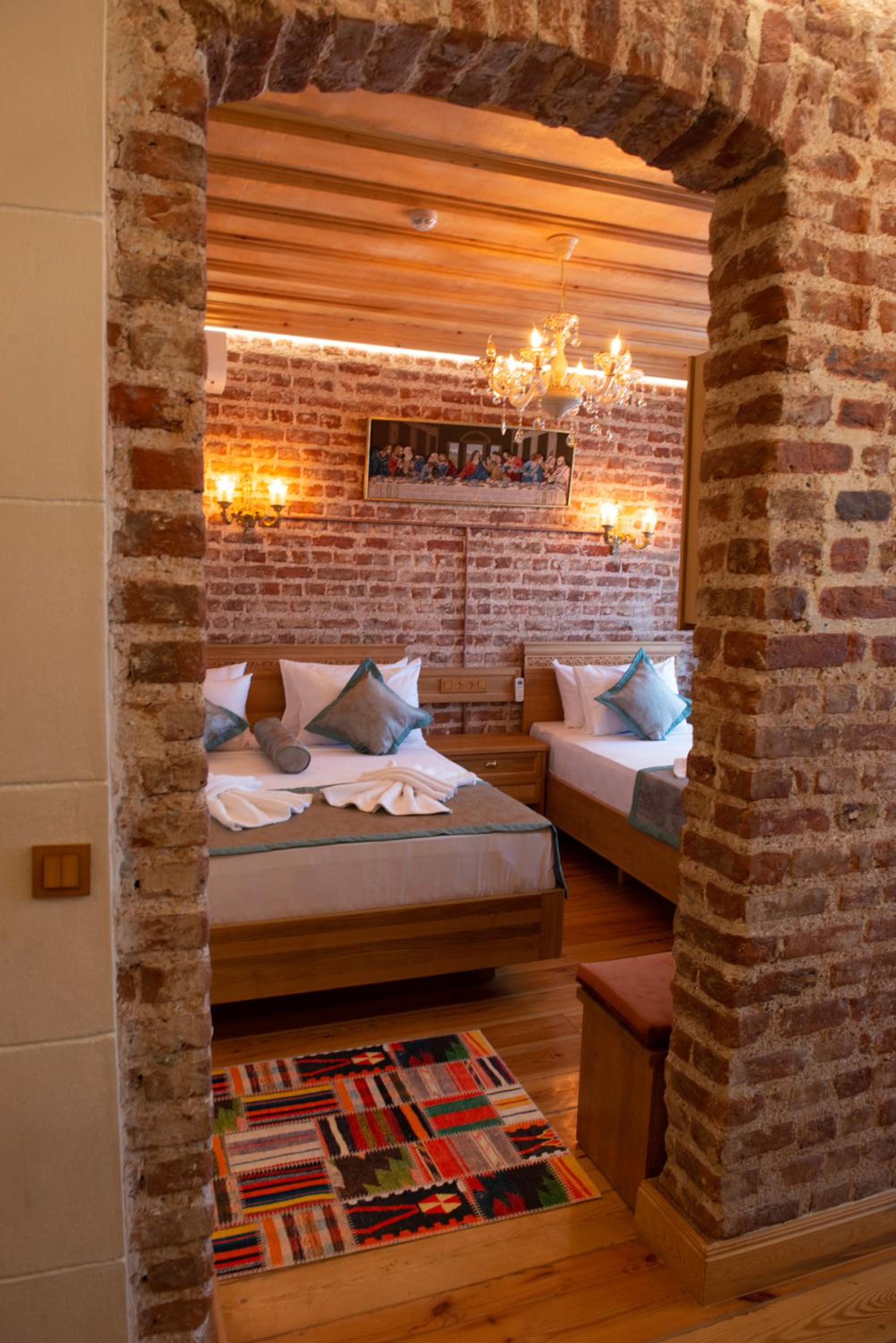 Deluxe Triple Room with Sea View photo 3