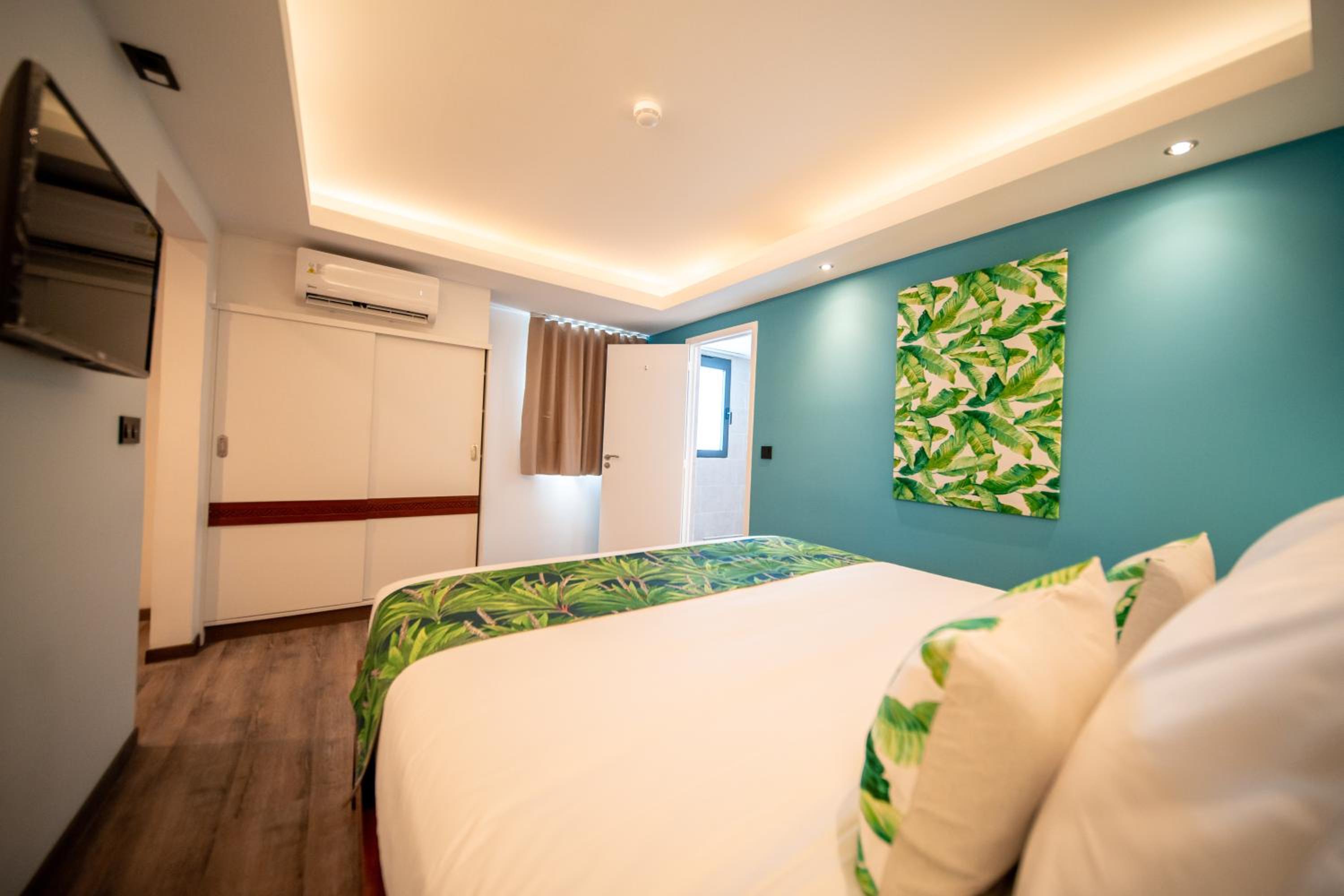 King Suite photo 2