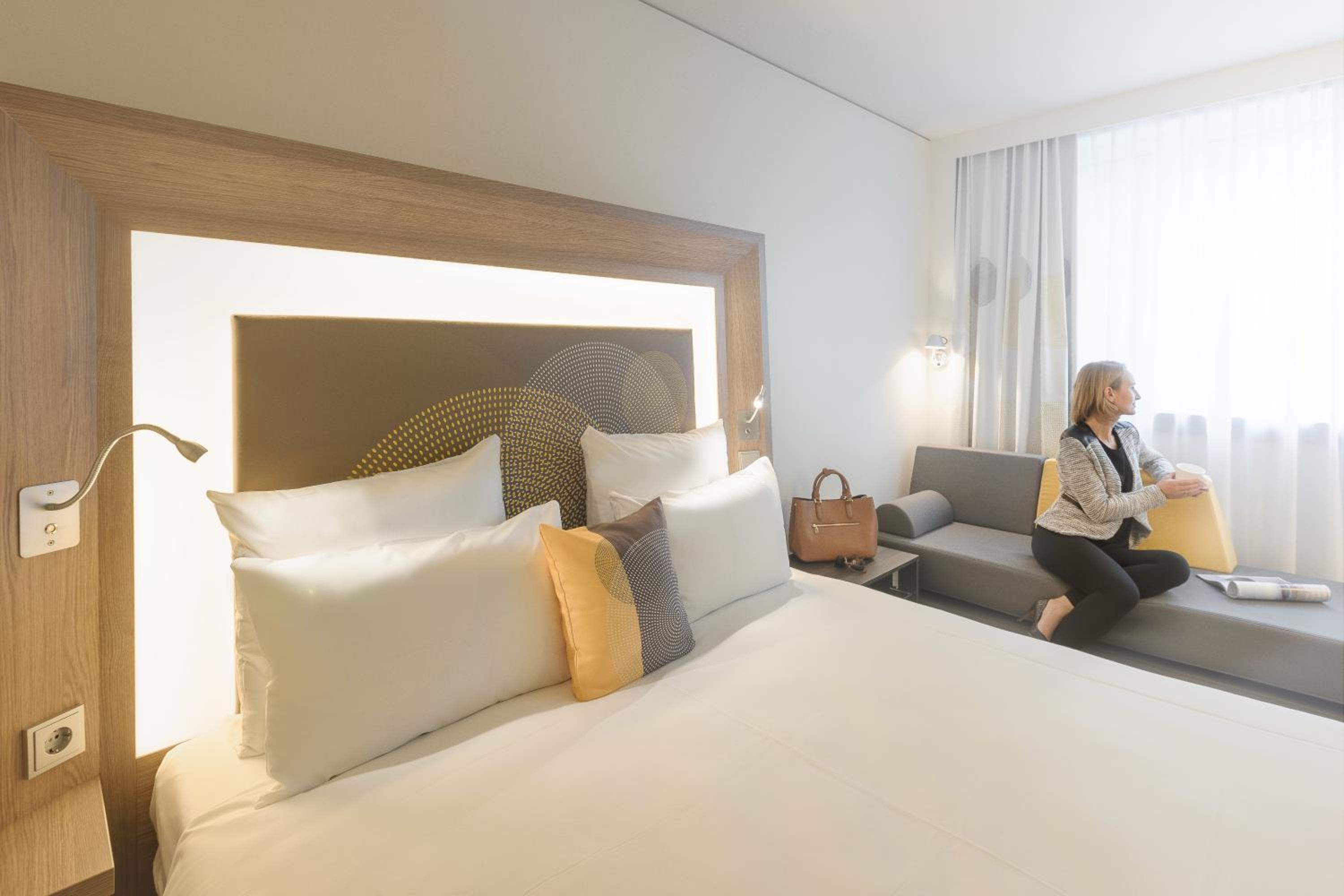 Standard Double Room with Sofa - Photo 6