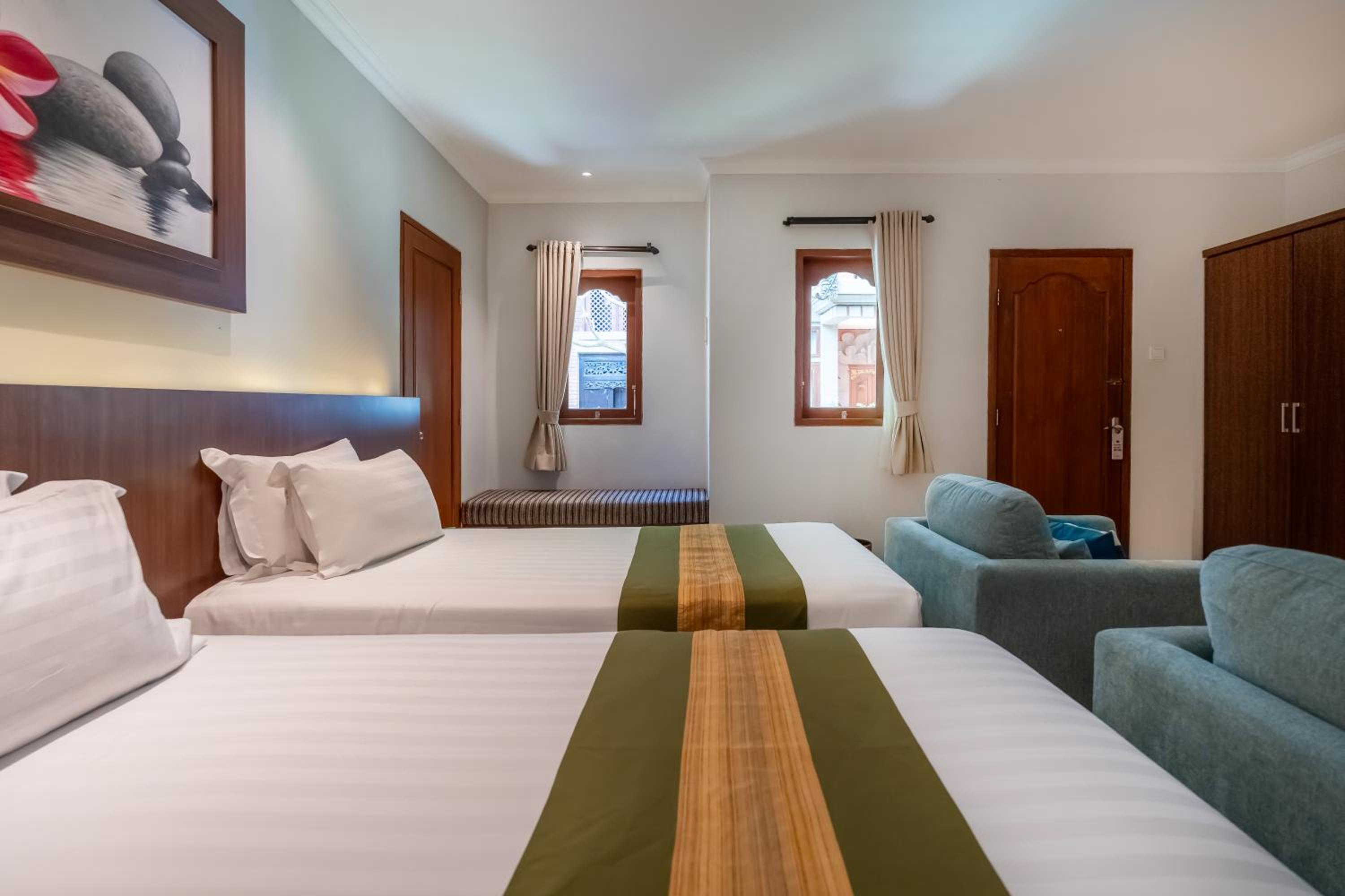 Deluxe Double or Twin Room - Photo 10
