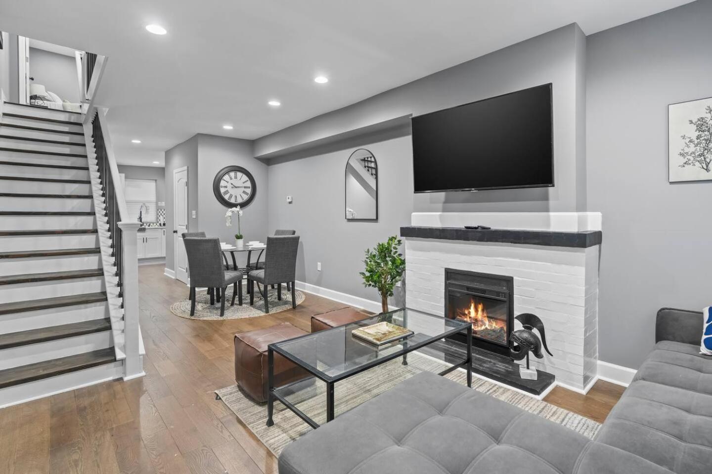 Four-Bedroom House photo 1