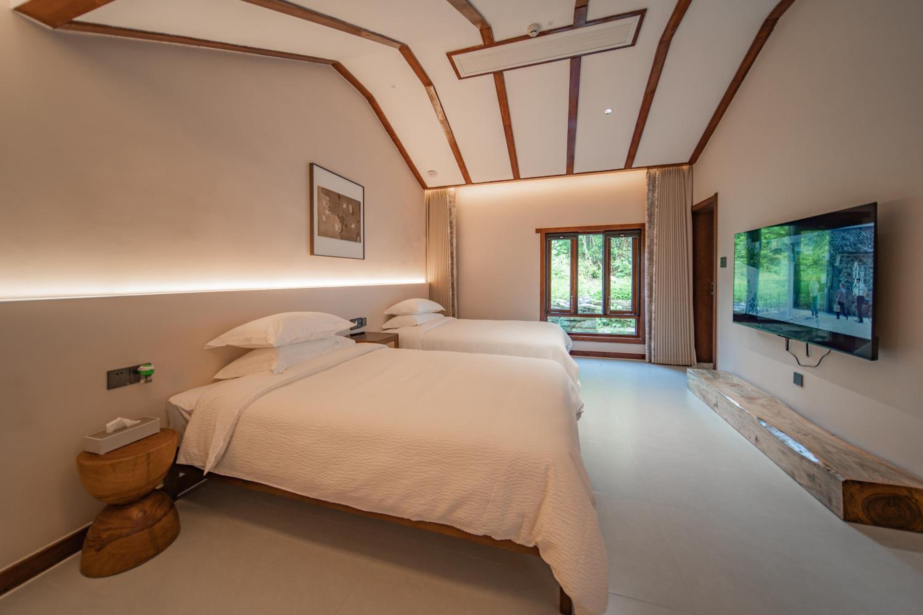 Deluxe Double Room photo 3