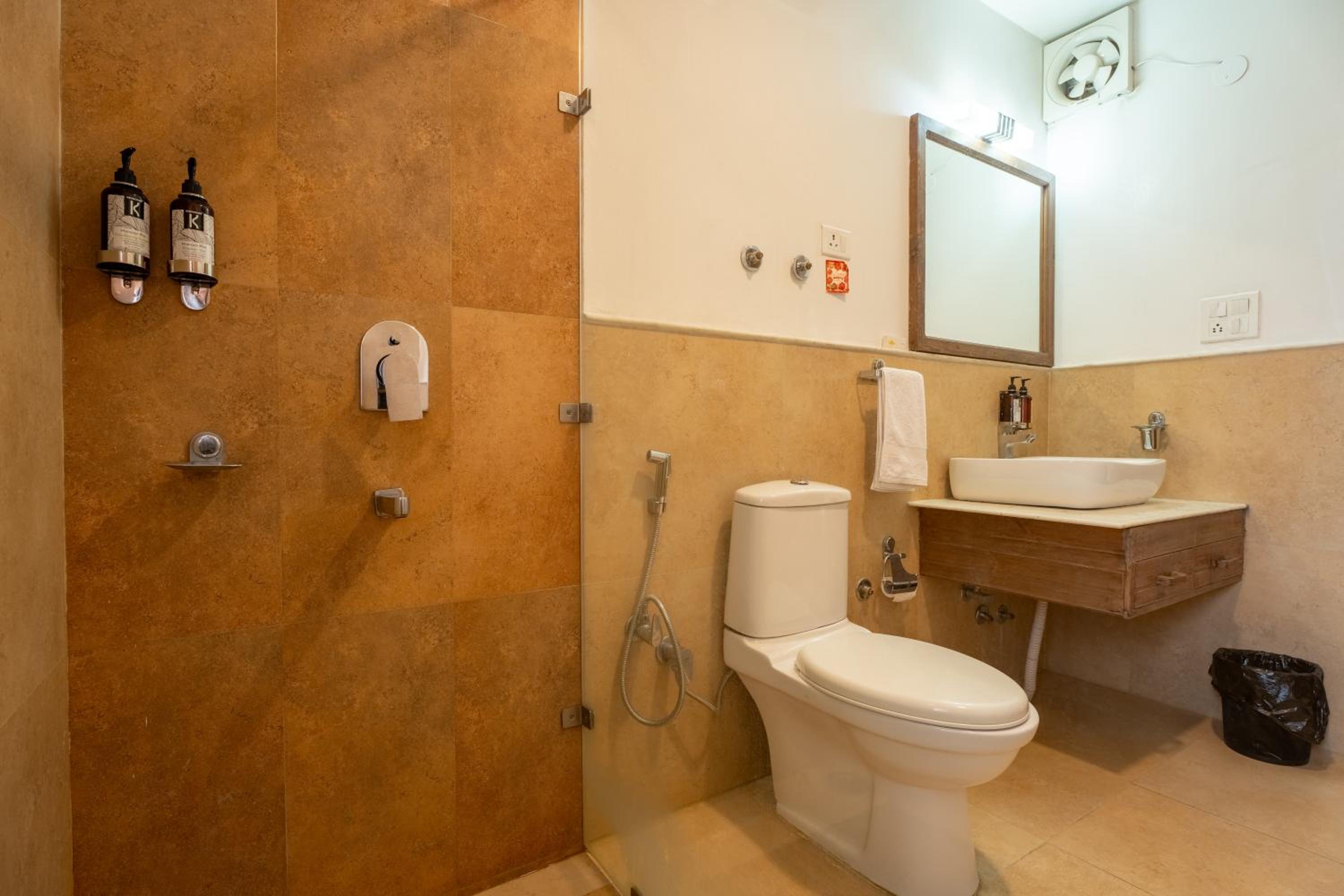 Double Room with Balcony photo 3