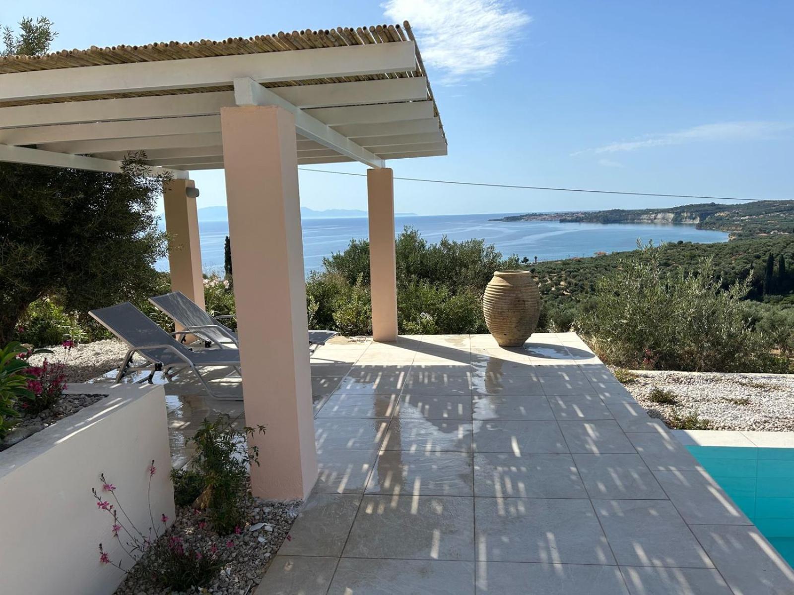 Two-Bedroom Villa photo 2