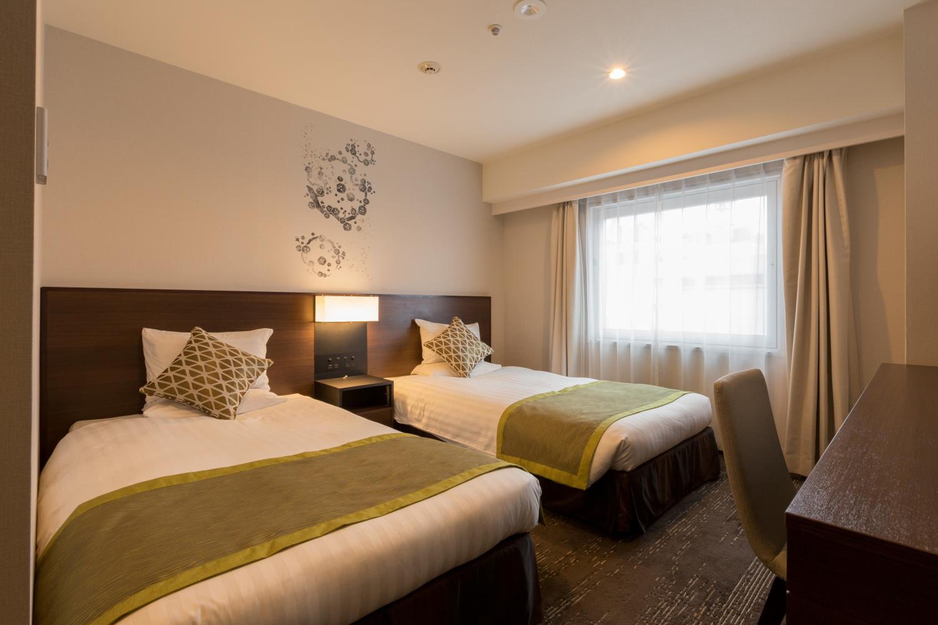 Economy Twin Room - Photo 1