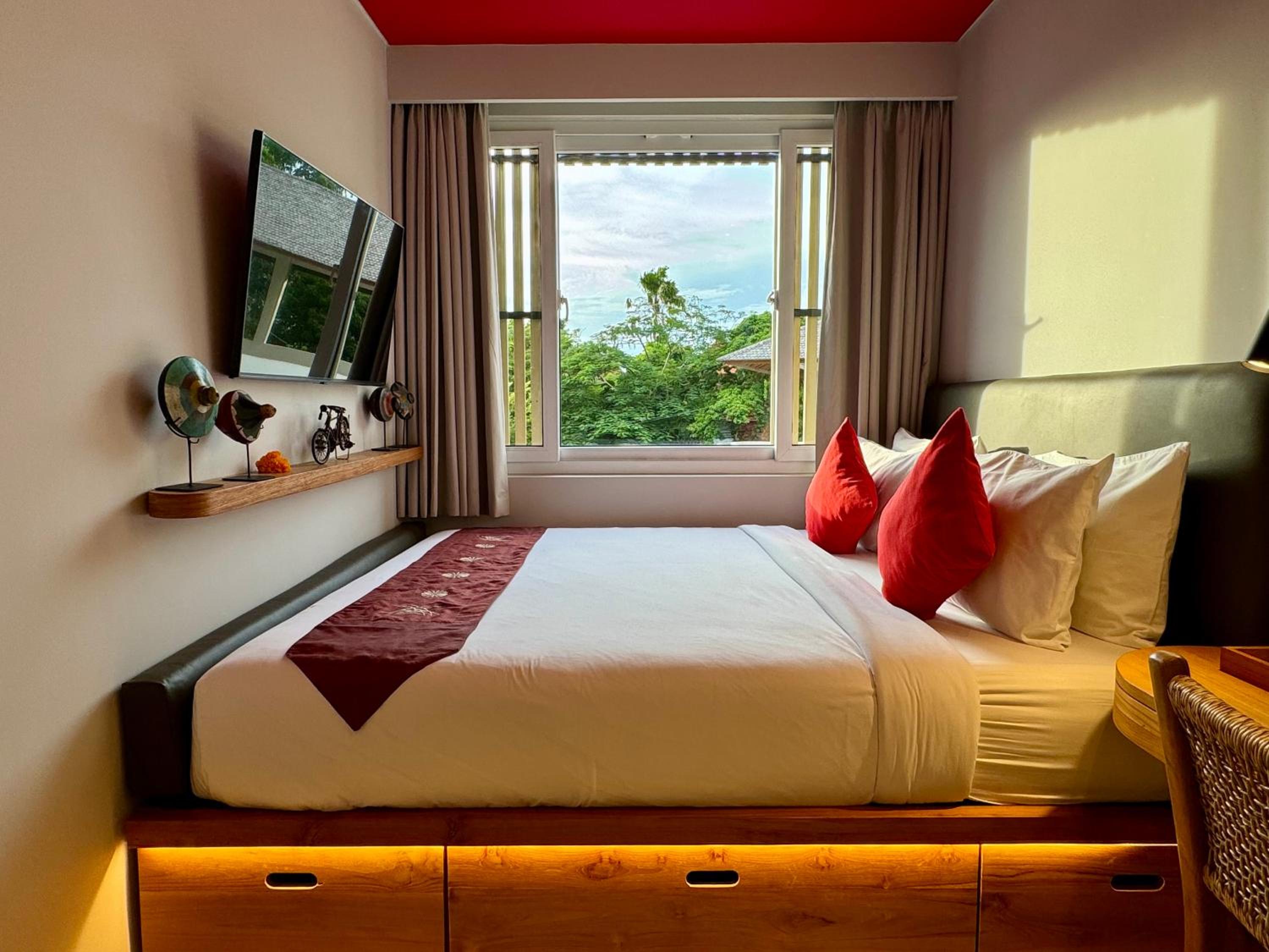 Double Room with Private Bathroom