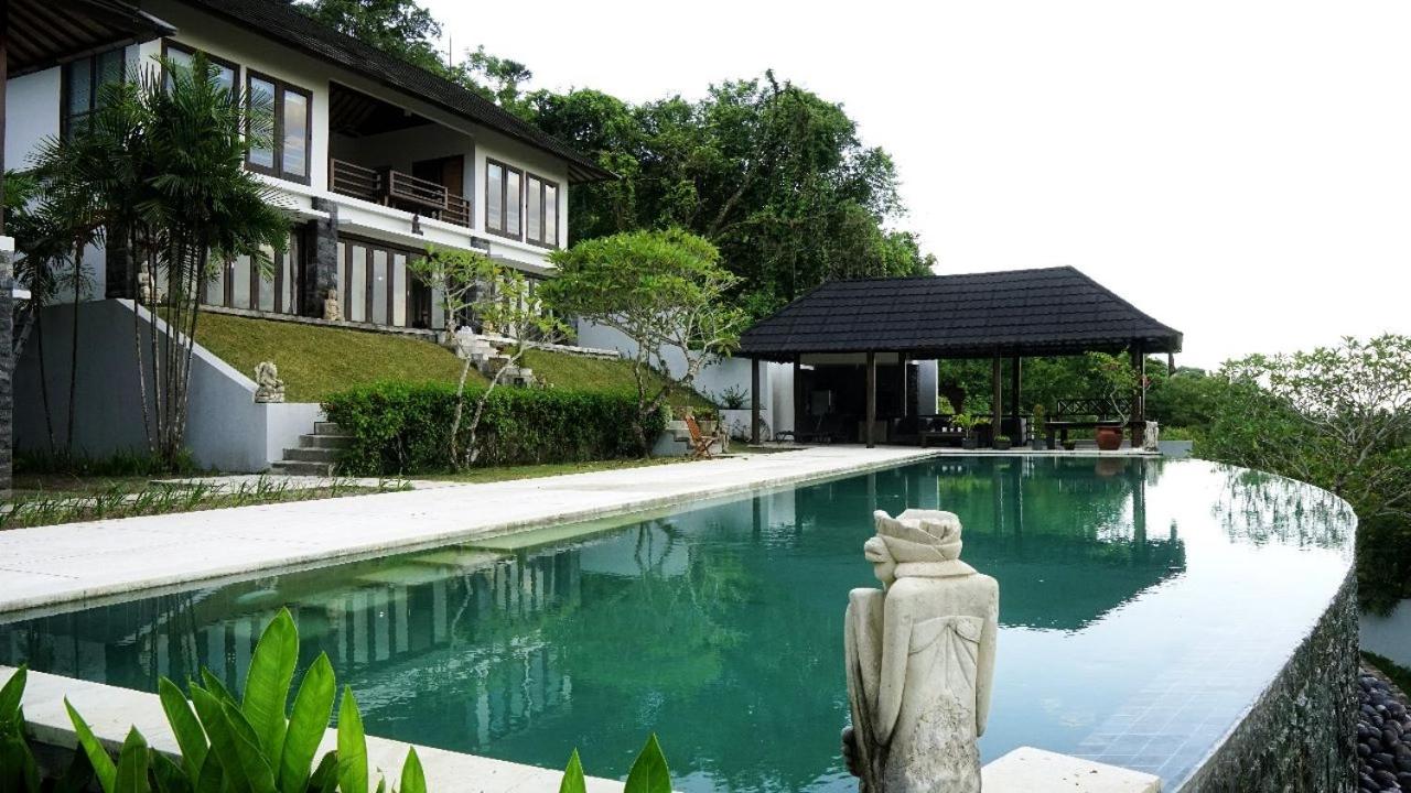 Villa with Private Pool photo 2