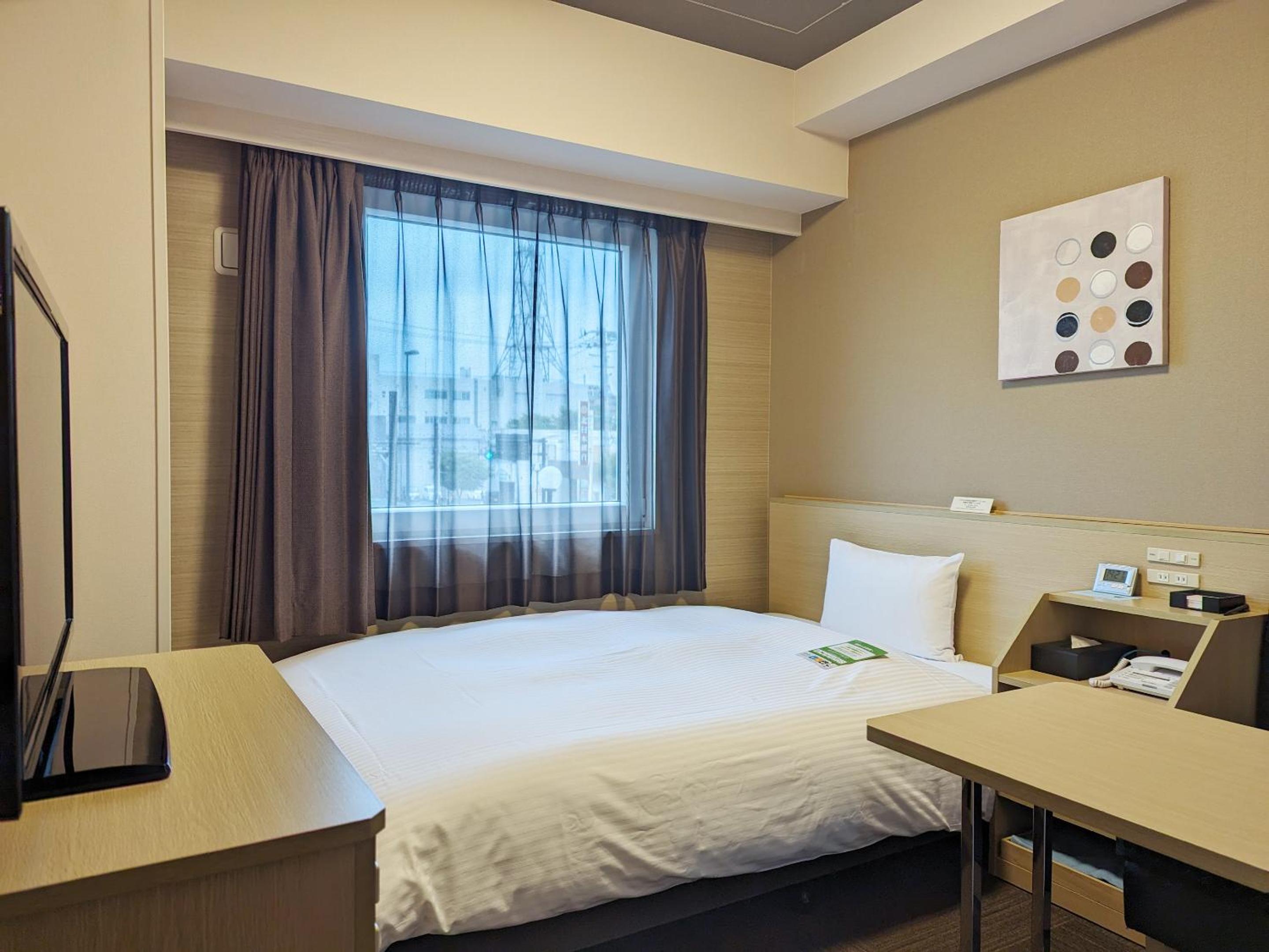 Single Room - Non-Smoking