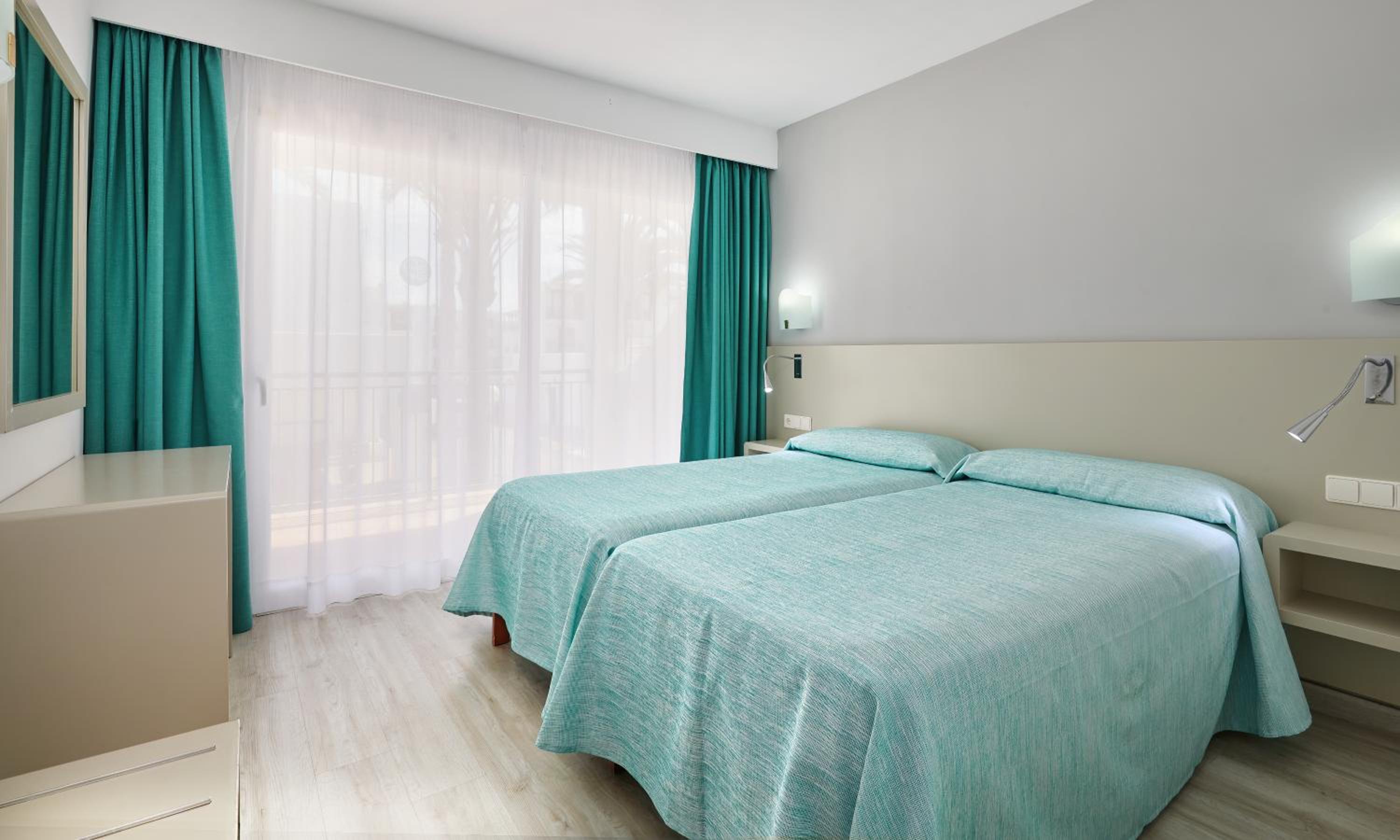 Apartamento Estándar (2 Adultos + 2 Niños)