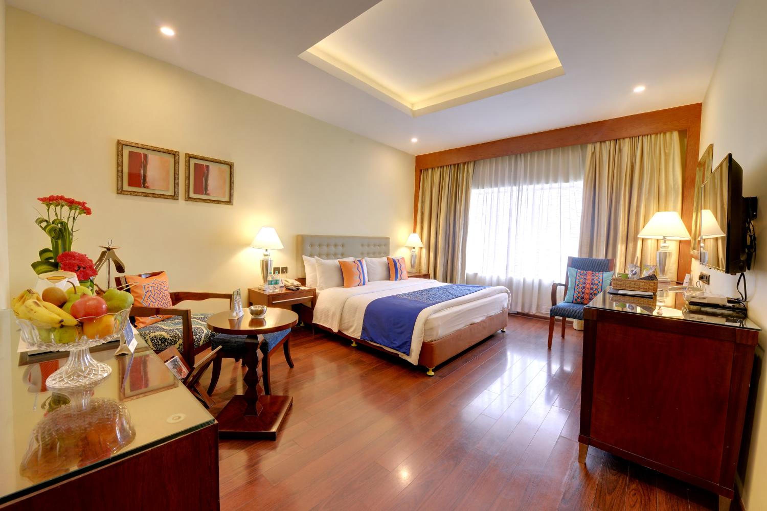 Presidential Suite with 15% Discount on Food and Soft Beverages,Spa(with Prior reservation) and Laundry,Complimentary Happy Hours with 1+1 offer(available from 6:00 PM till 8:00 PM )