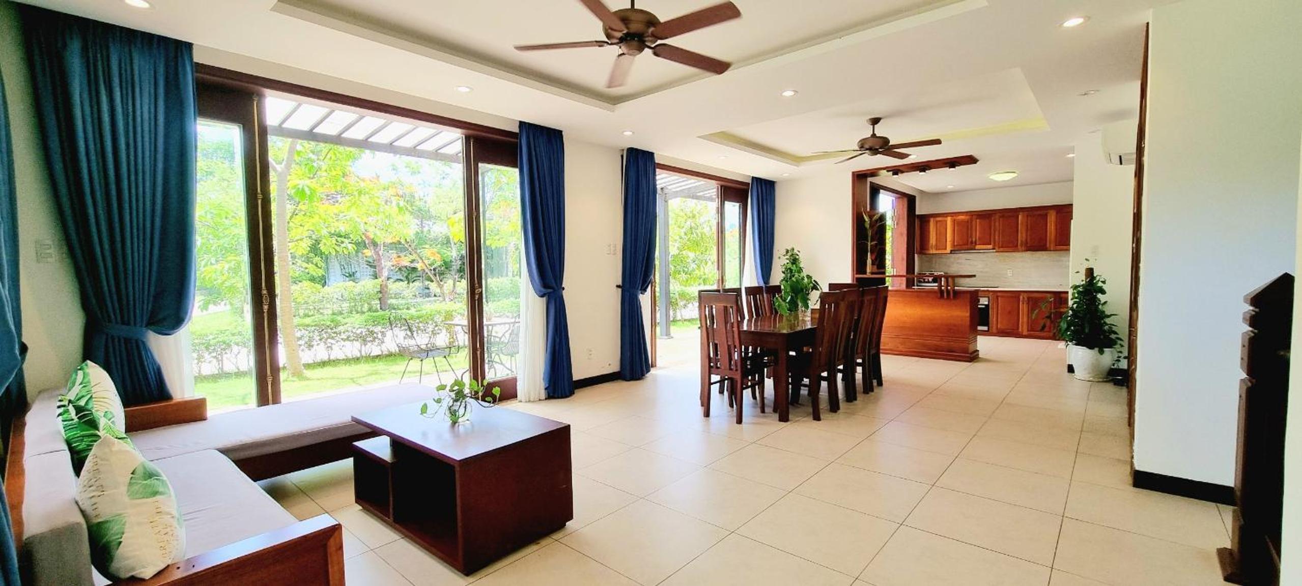 Villa with Garden View