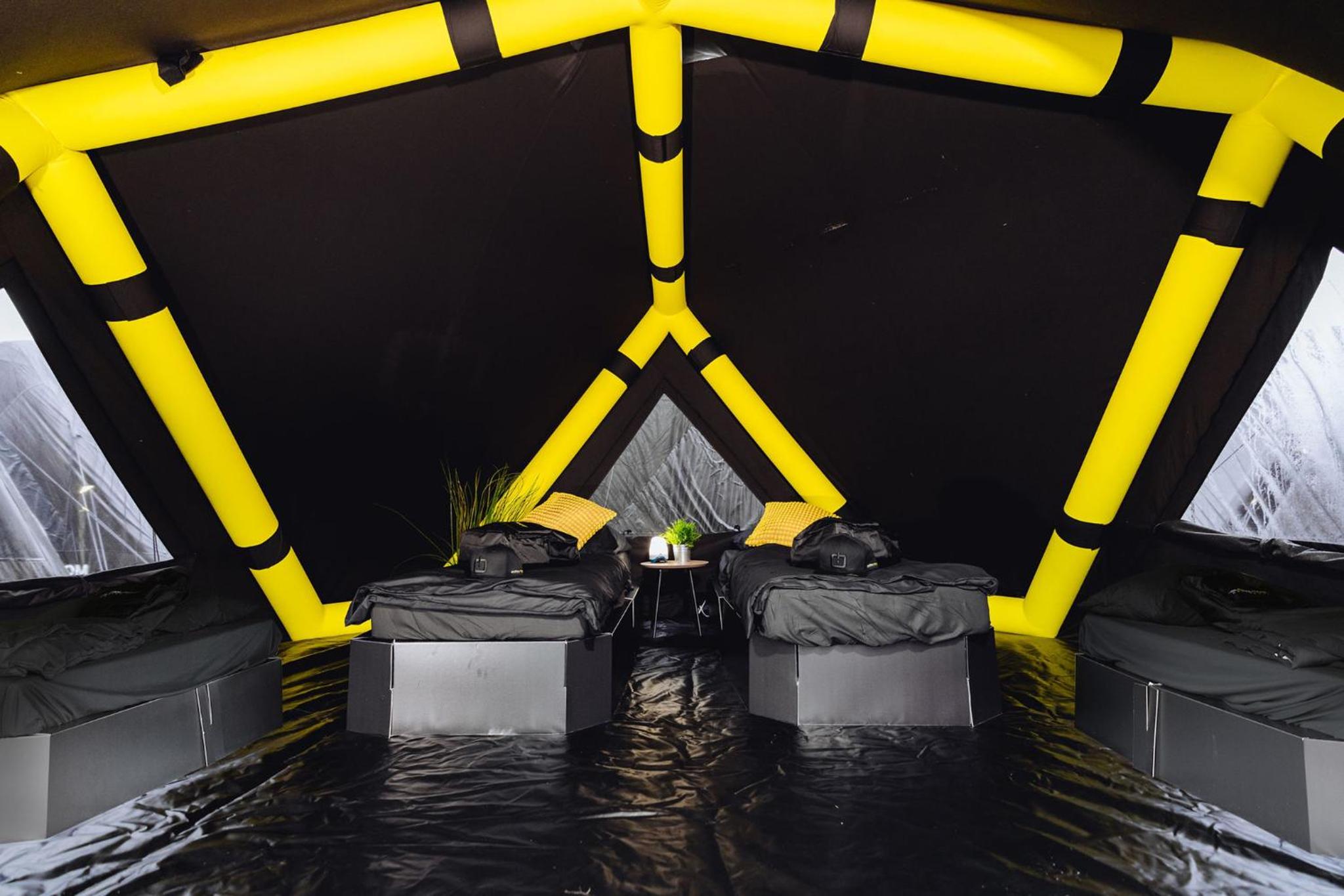 Premier Tent photo 1