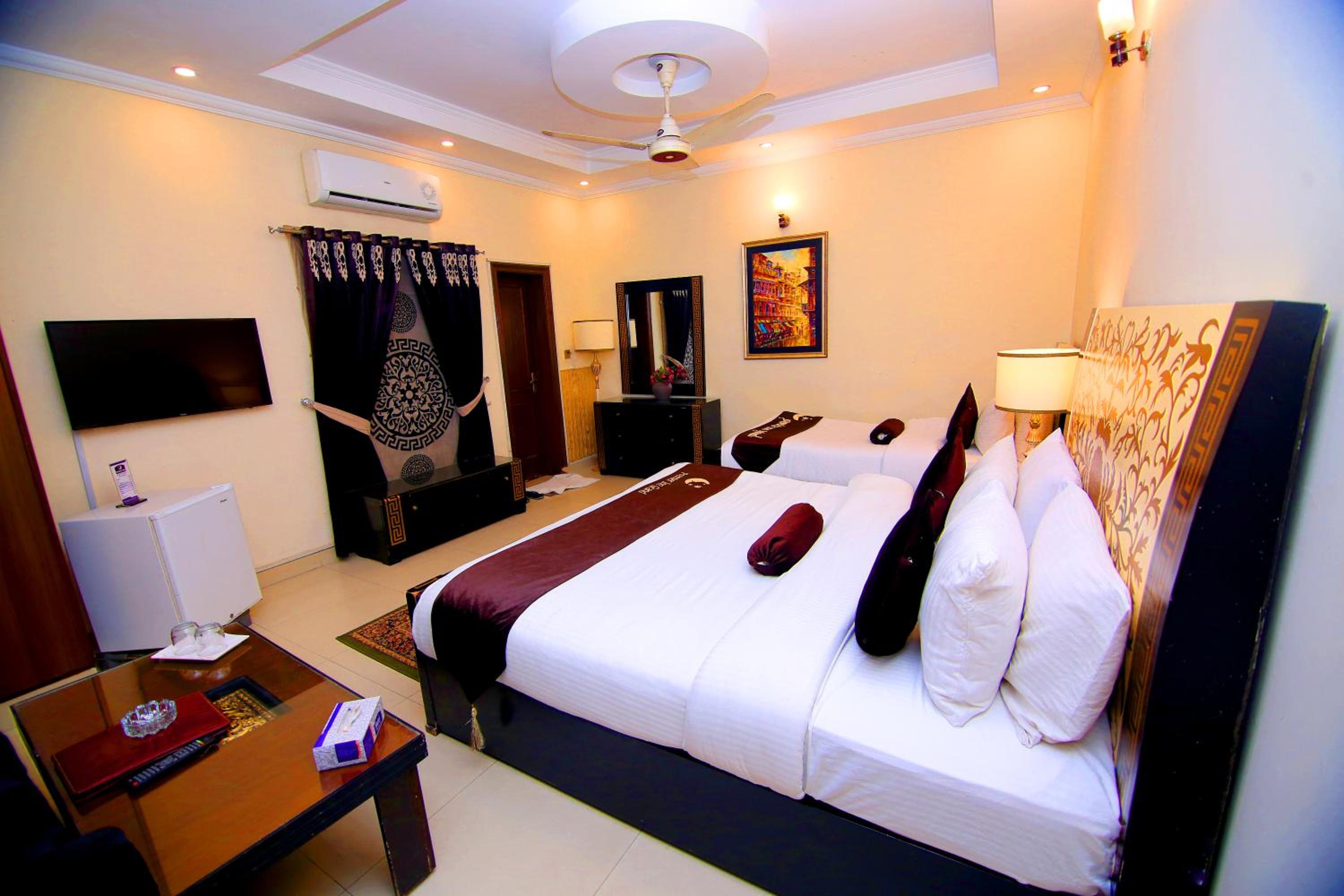 Executive Triple Room