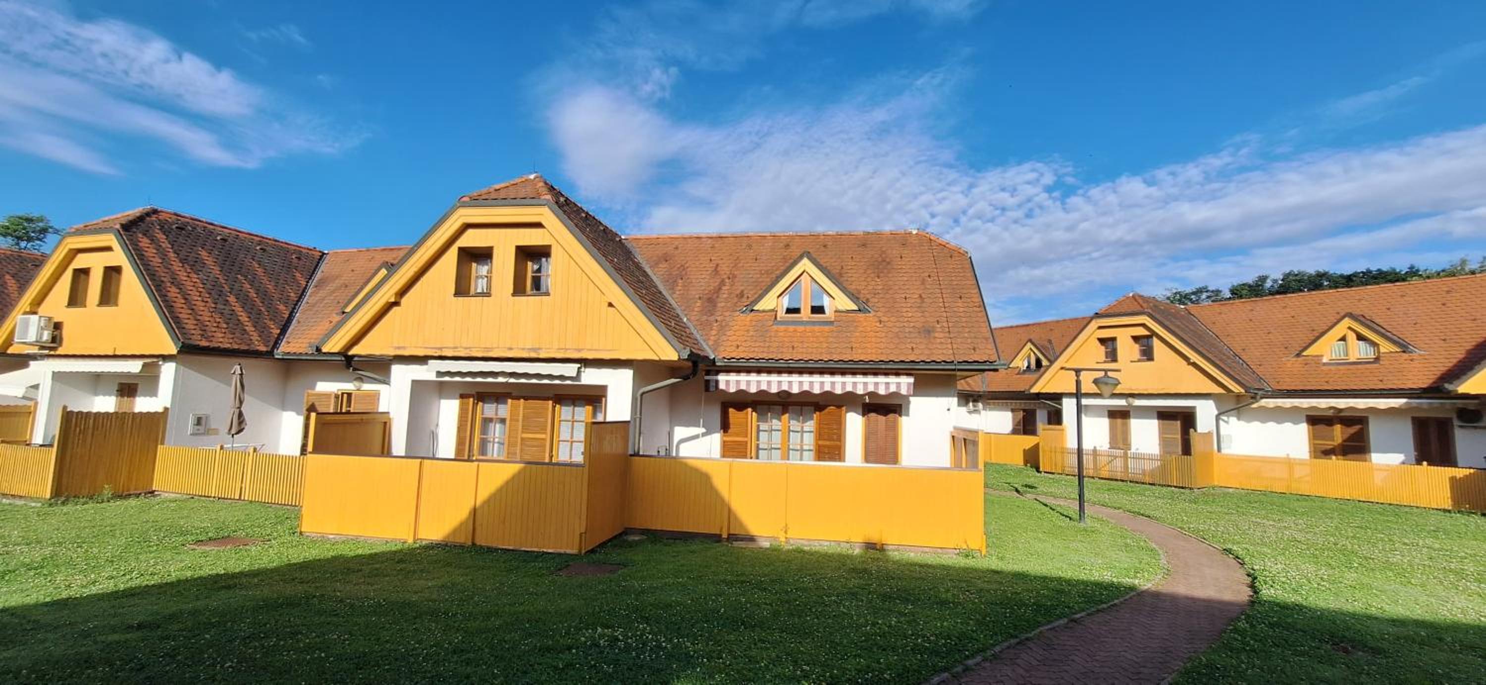 Superior Duplex Holiday Home with Terrace - Photo 17